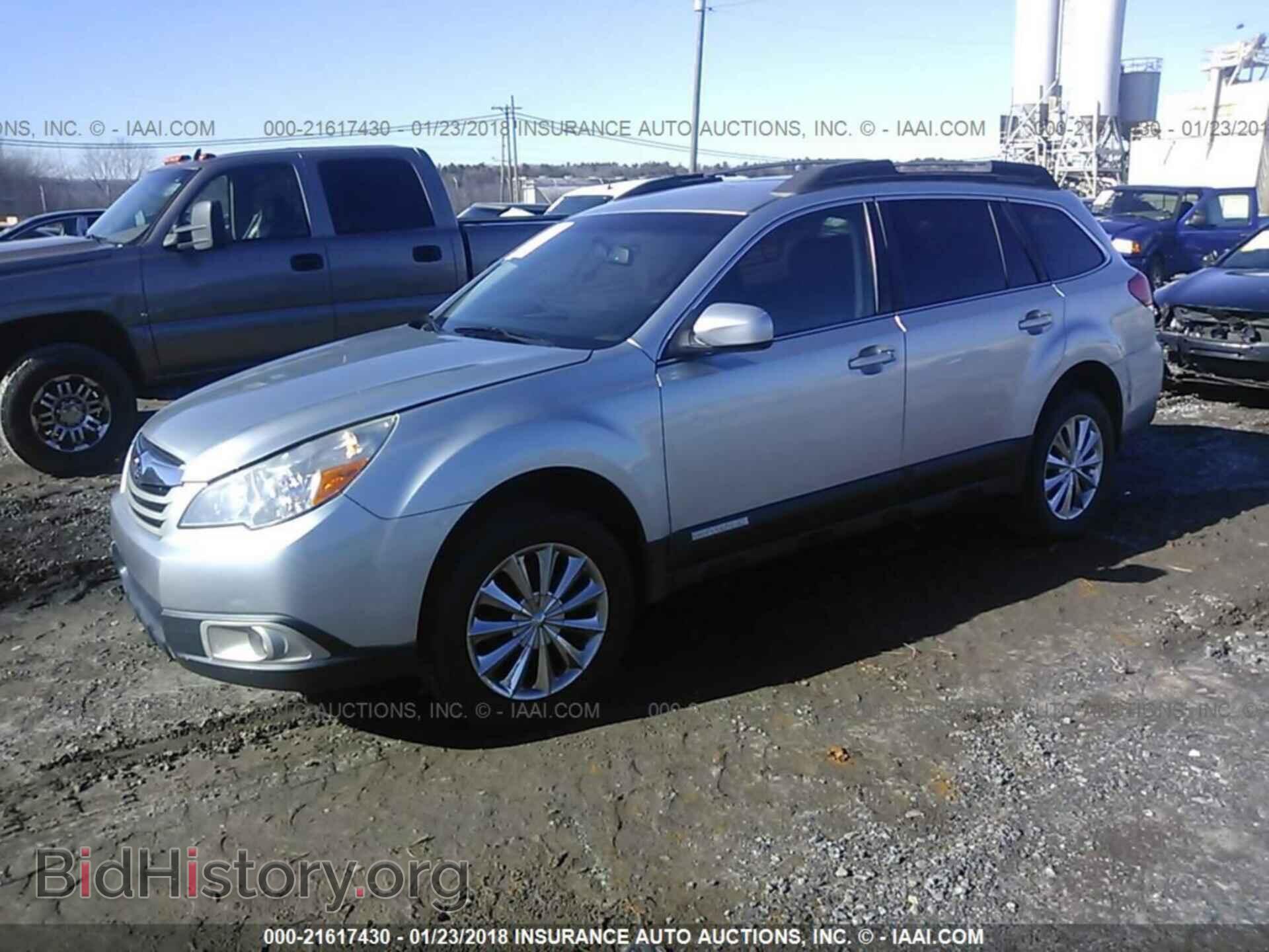 2012 Subaru Outback - VIN: 4S4BRBCC4C3264417 - Фото 2