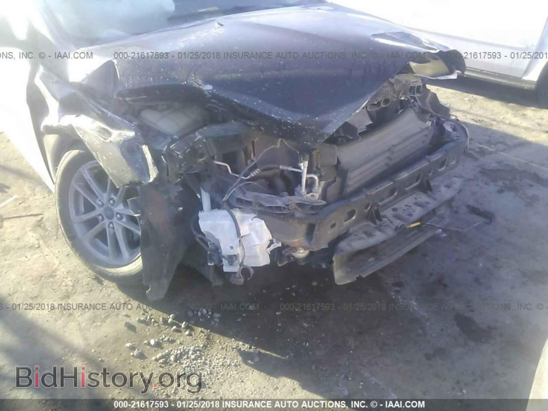 2016 Ford Focus - VIN: 1FADP3F20GL217425 - Photo 6