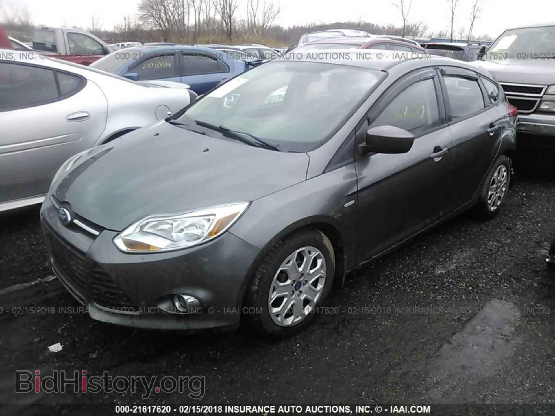 2012 Ford Focus - VIN: 1FAHP3K21CL186736 - Photo 2