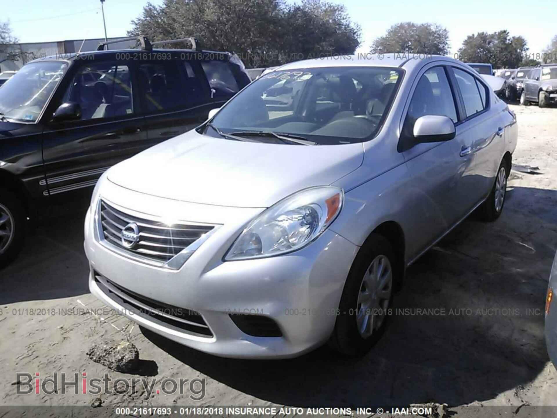 2012 Nissan Versa - VIN: 3N1CN7AP1CL897875 - Photo 2