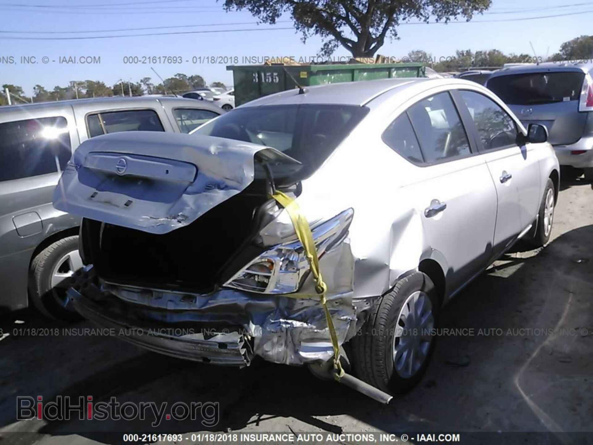 2012 Nissan Versa - VIN: 3N1CN7AP1CL897875 - Photo 4