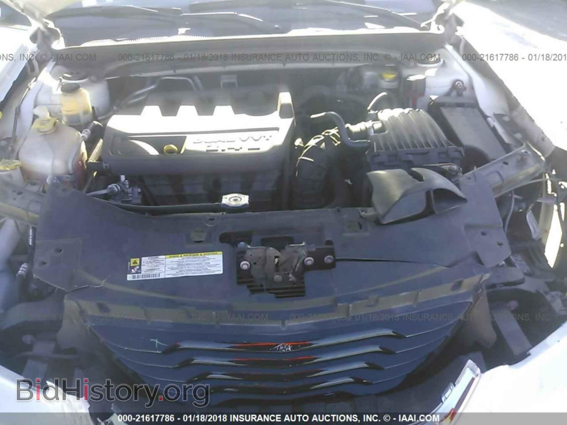 2013 Chrysler 200 - VIN: 1C3CCBBB4DN597021 - Photo 10