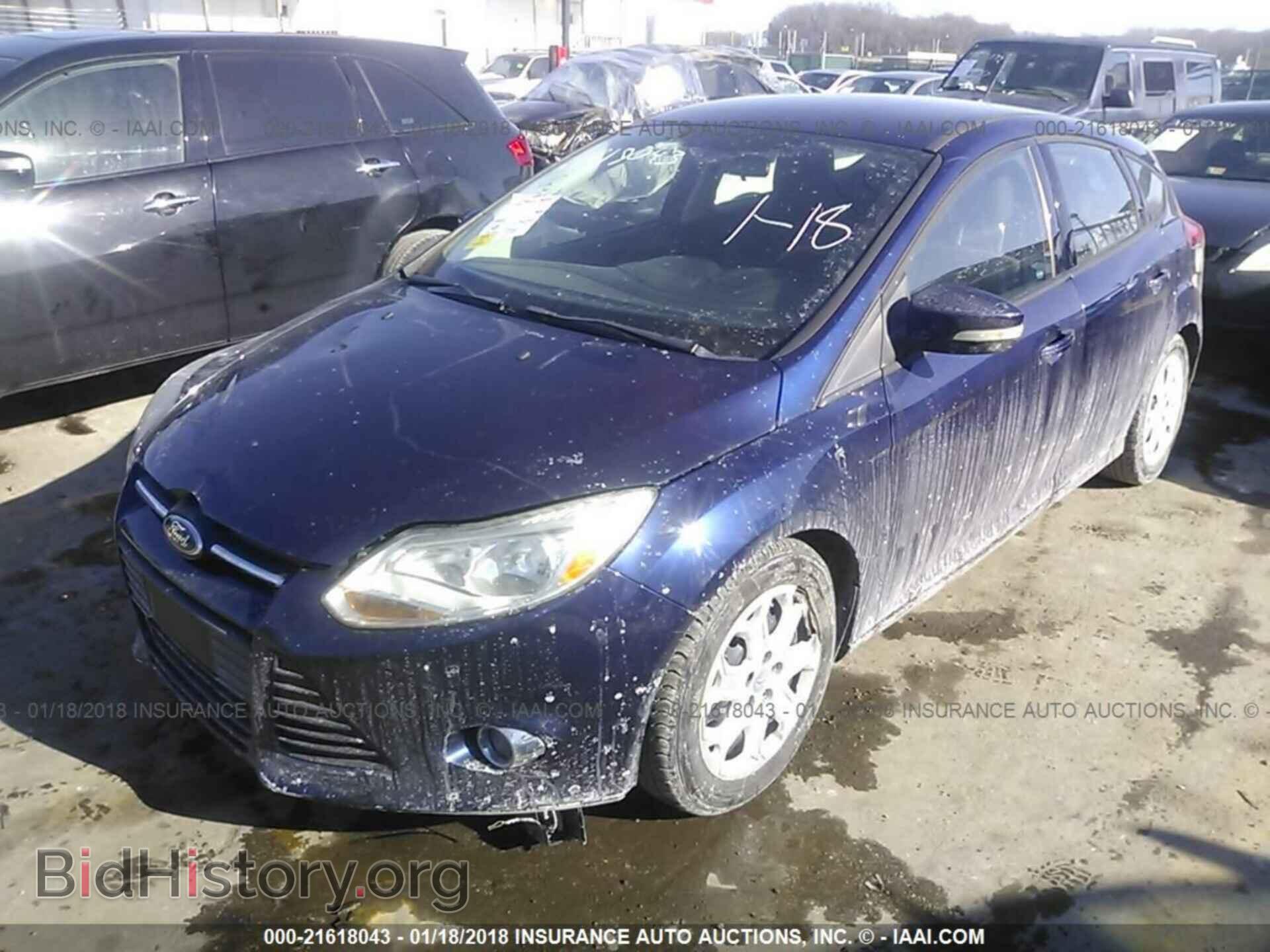 2012 Ford Focus - VIN: 1FAHP3K29CL102209 - Photo 2