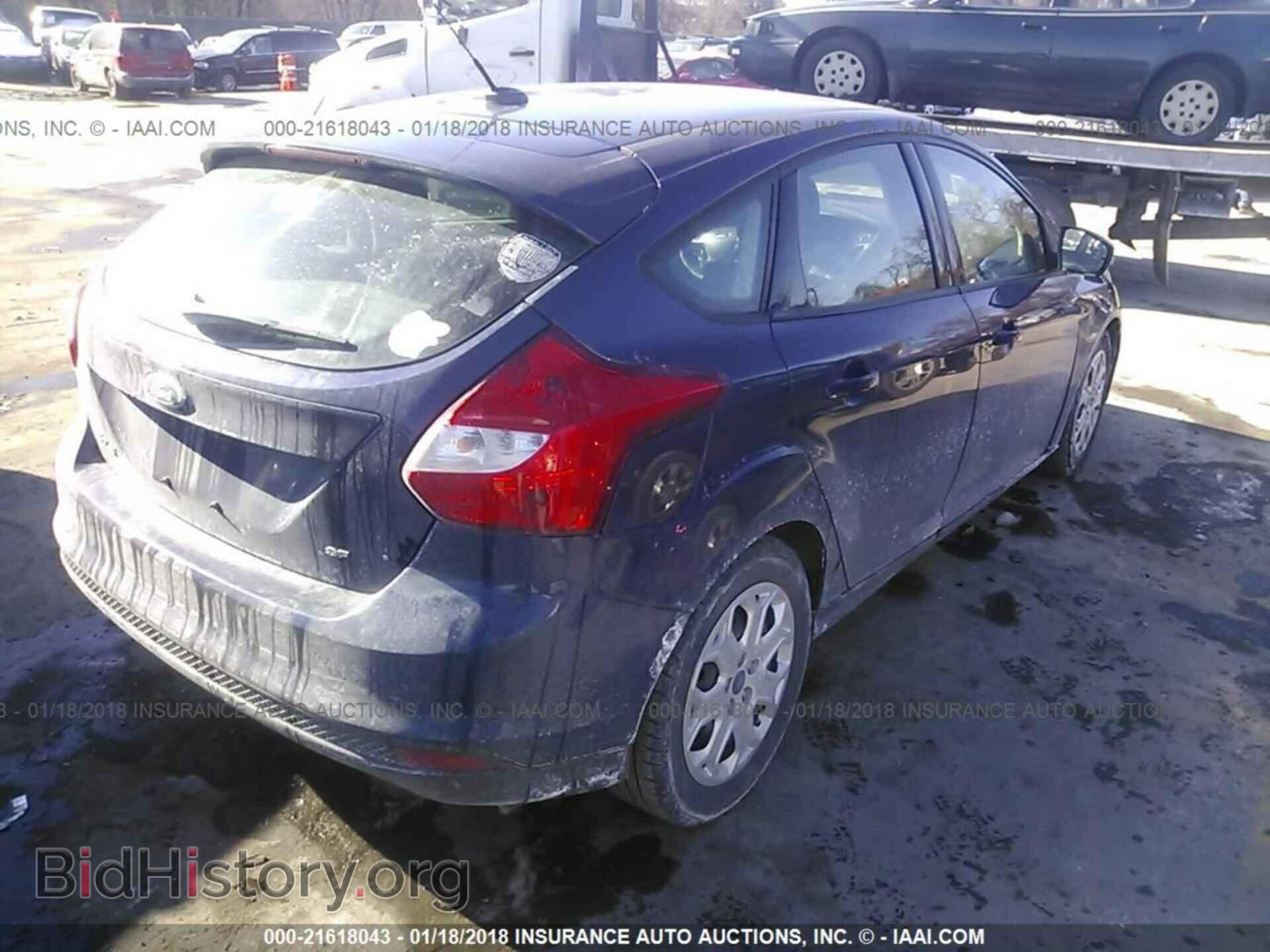 2012 Ford Focus - VIN: 1FAHP3K29CL102209 - Photo 4
