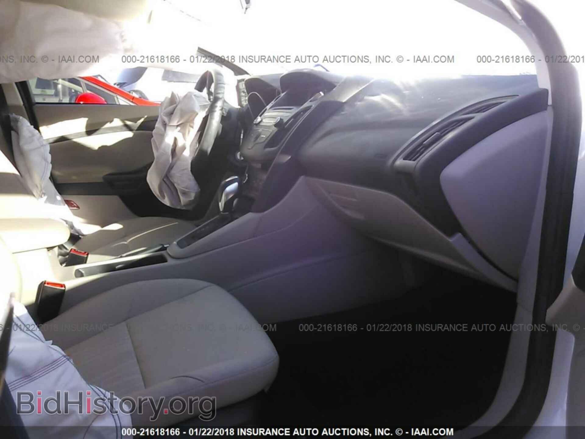 2016 Ford Focus - VIN: 1FADP3K21GL324425 - Фото 5