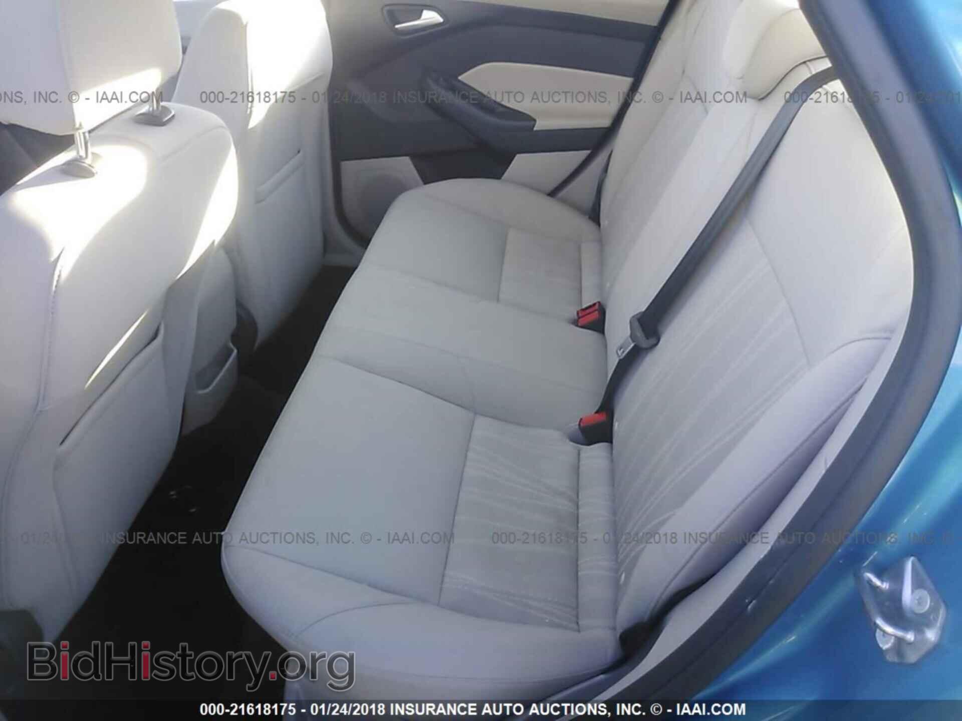 2015 Ford Focus - VIN: 1FADP3F21FL329892 - Photo 8