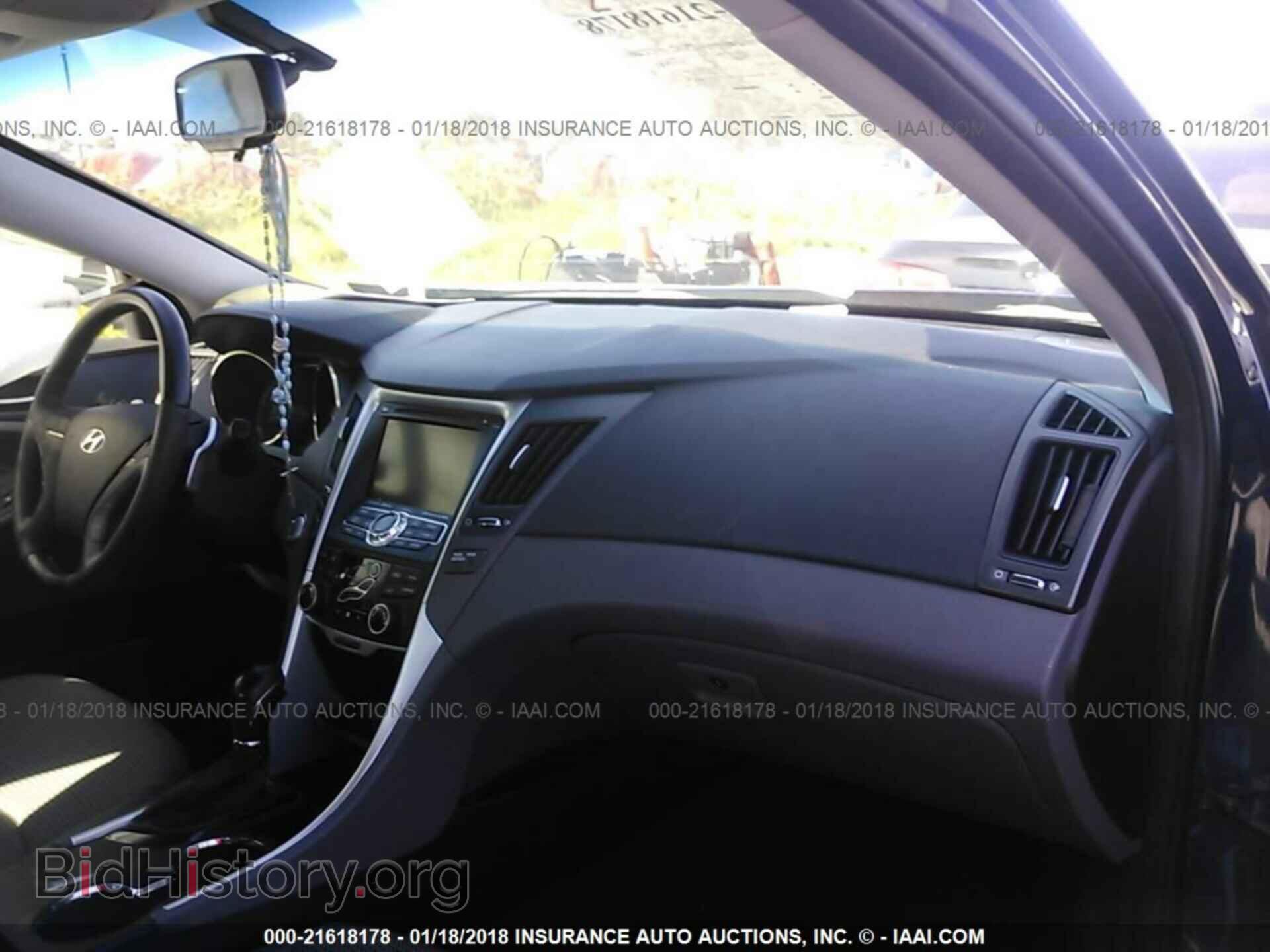 2012 Hyundai Sonata - VIN: 5NPEC4AB1CH415405 - Photo 5