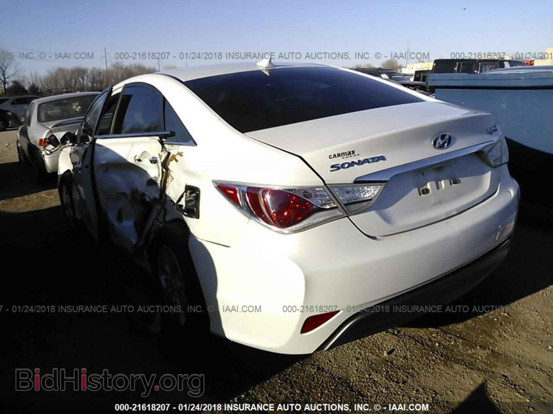 2012 Hyundai Sonata - VIN: KMHEC4A48CA032906 - Фото 3