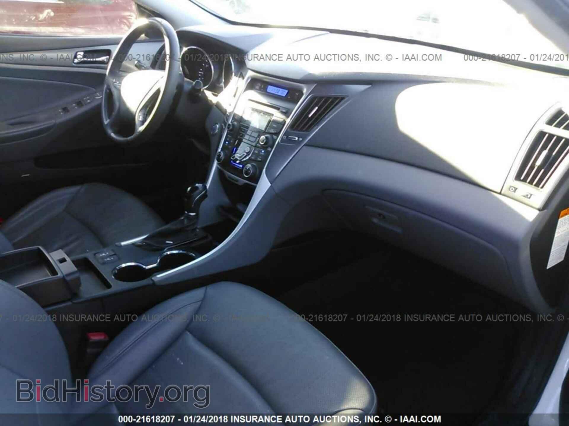 2012 Hyundai Sonata - VIN: KMHEC4A48CA032906 - Фото 5