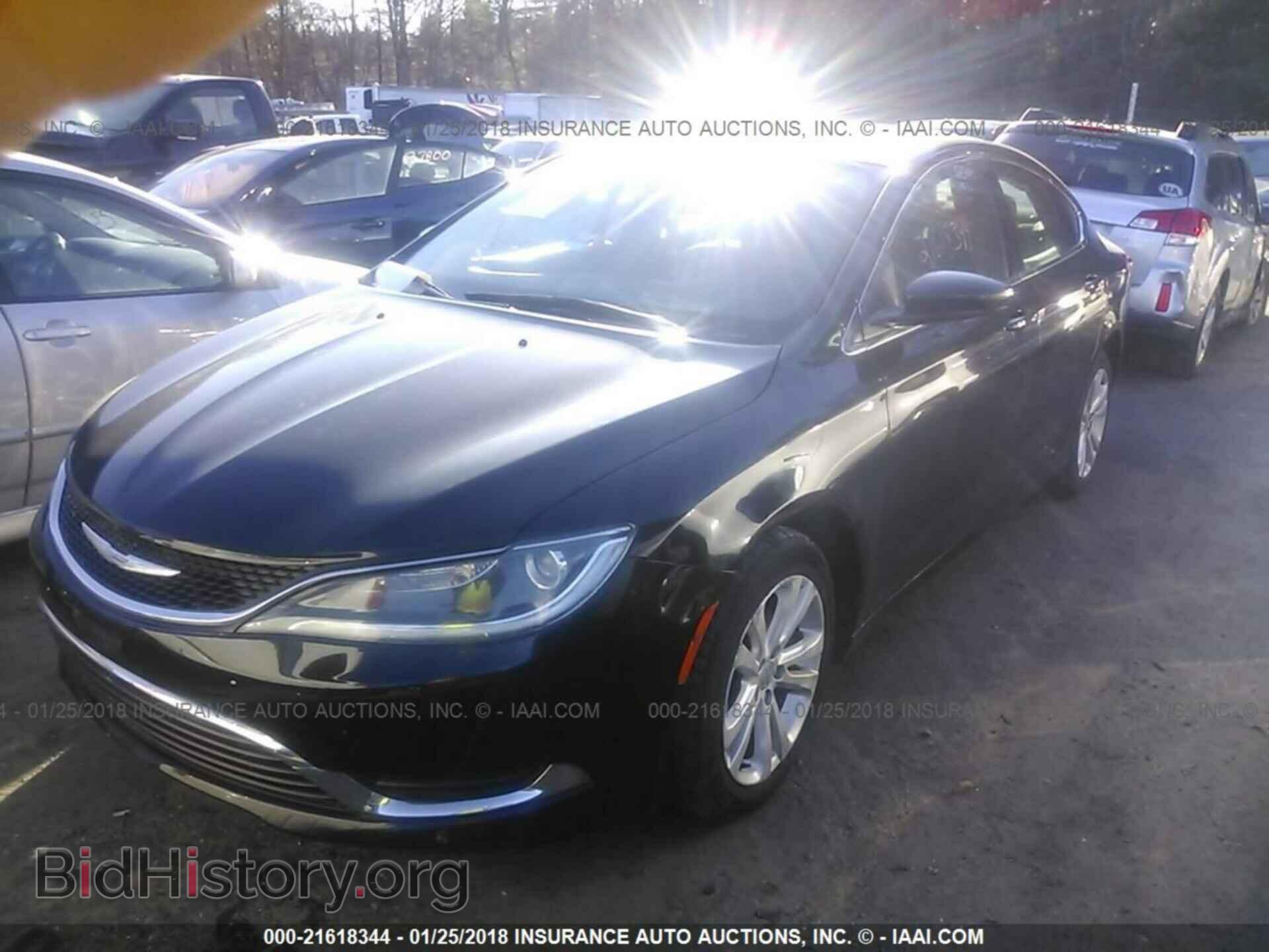 2015 Chrysler 200 - VIN: 1C3CCCAB6FN578318 - Photo 2