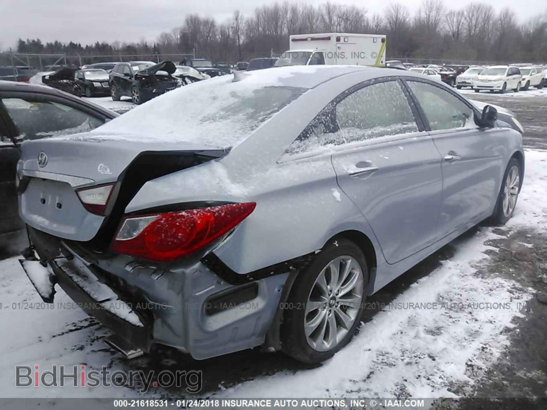 2012 Hyundai Sonata - VIN: 5NPEC4AC9CH372604 - Фото 4