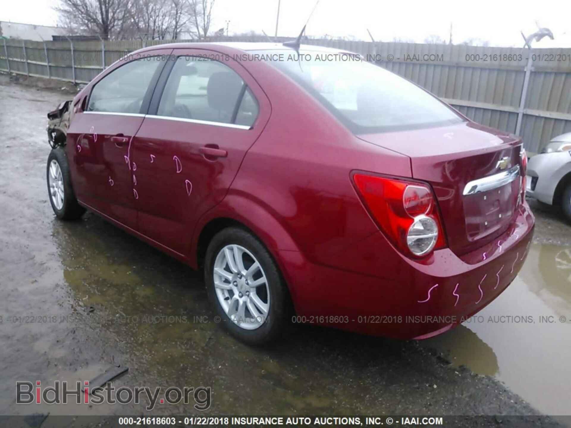 2012 Chevrolet Sonic - VIN: 1G1JC5SH1C4152189 - Фото 3