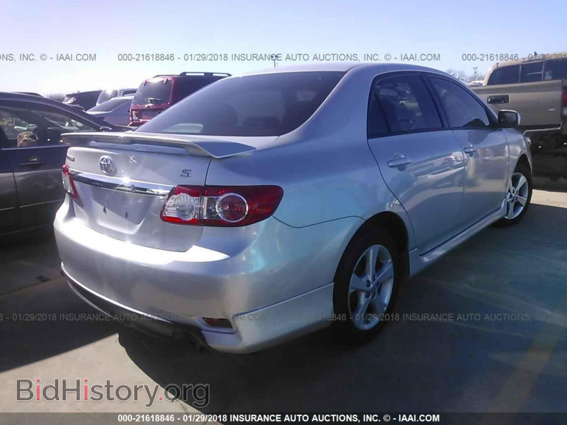2013 Toyota Corolla - VIN: 5YFBU4EE4DP103846 - Photo 4