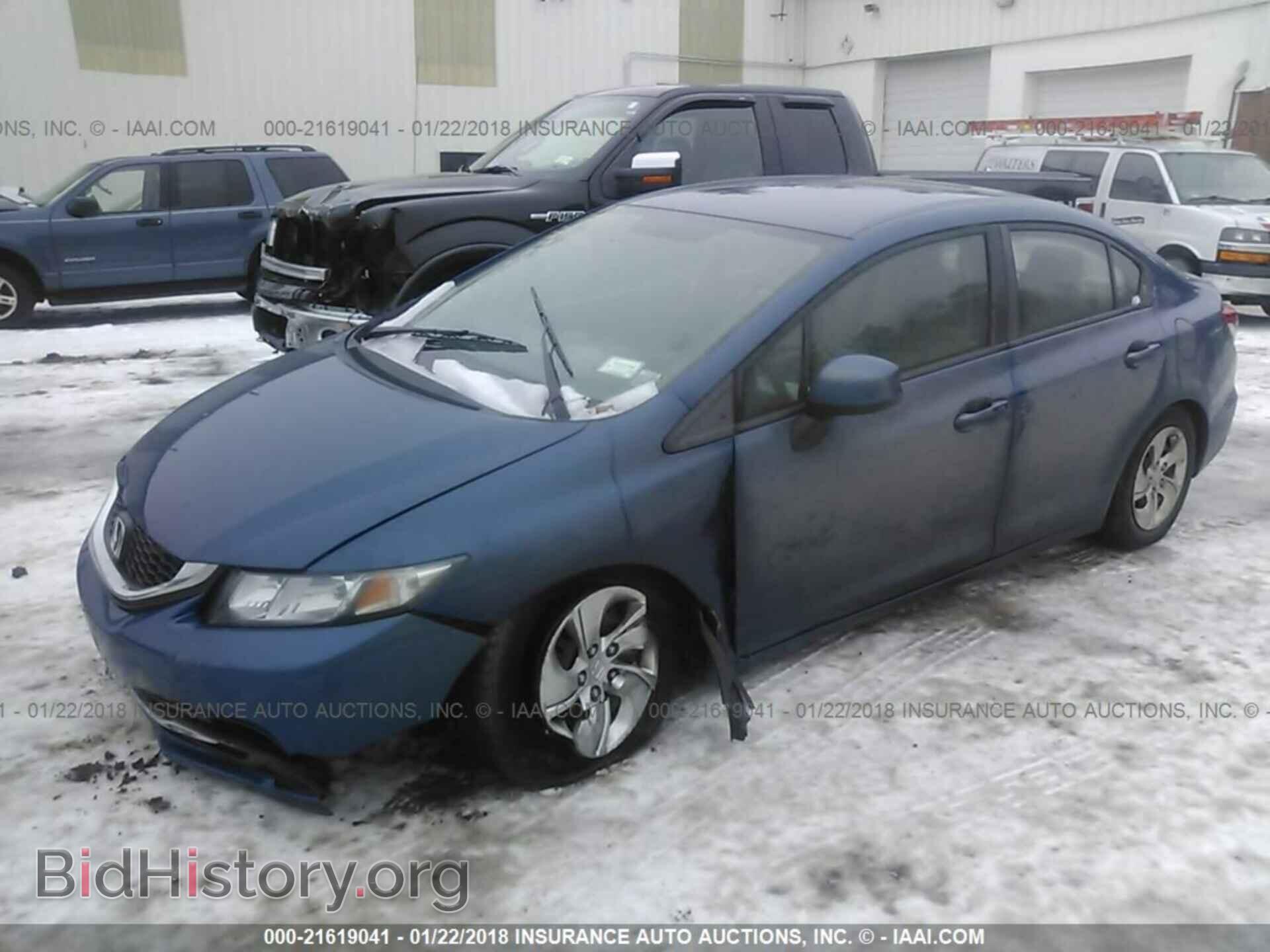 2013 Honda Civic - VIN: 2HGFB2F50DH507003 - Фото 2