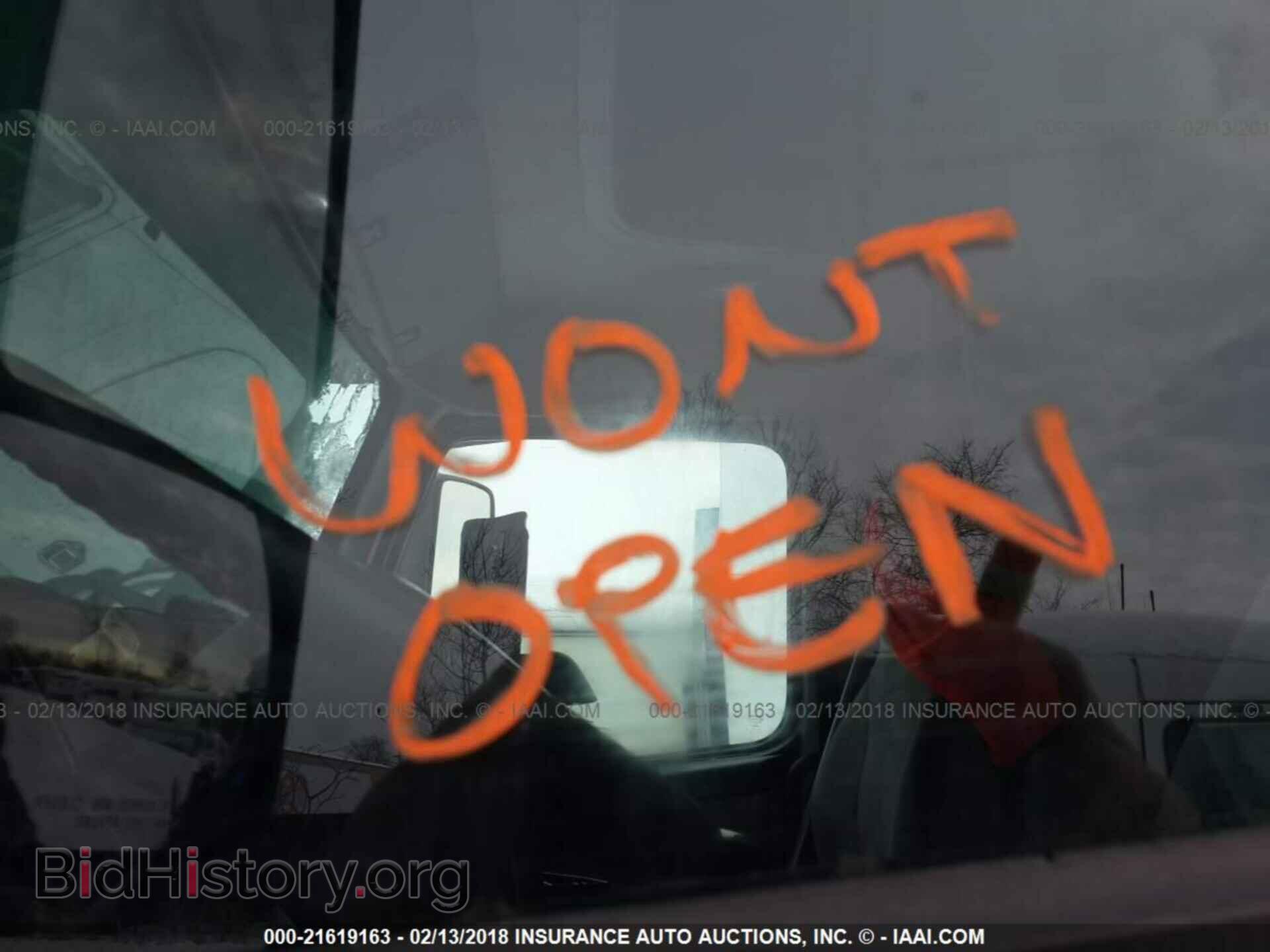 2012 Volvo Vnl - VIN: 4V4NC9TG9CN548570 - Фото 9