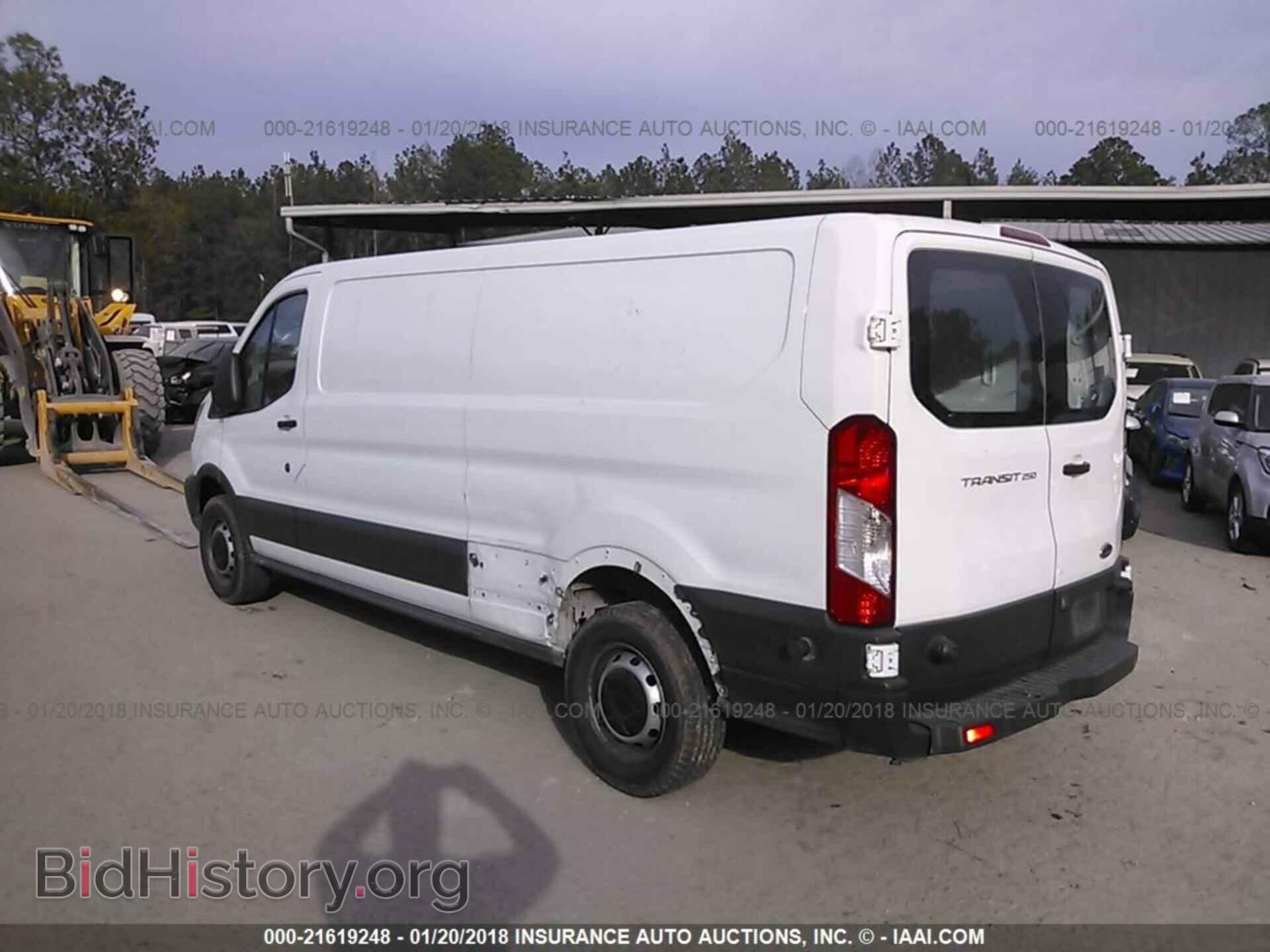 2017 Ford Transit - VIN: 1FTYR2ZM6HKA60486 - Фото 3