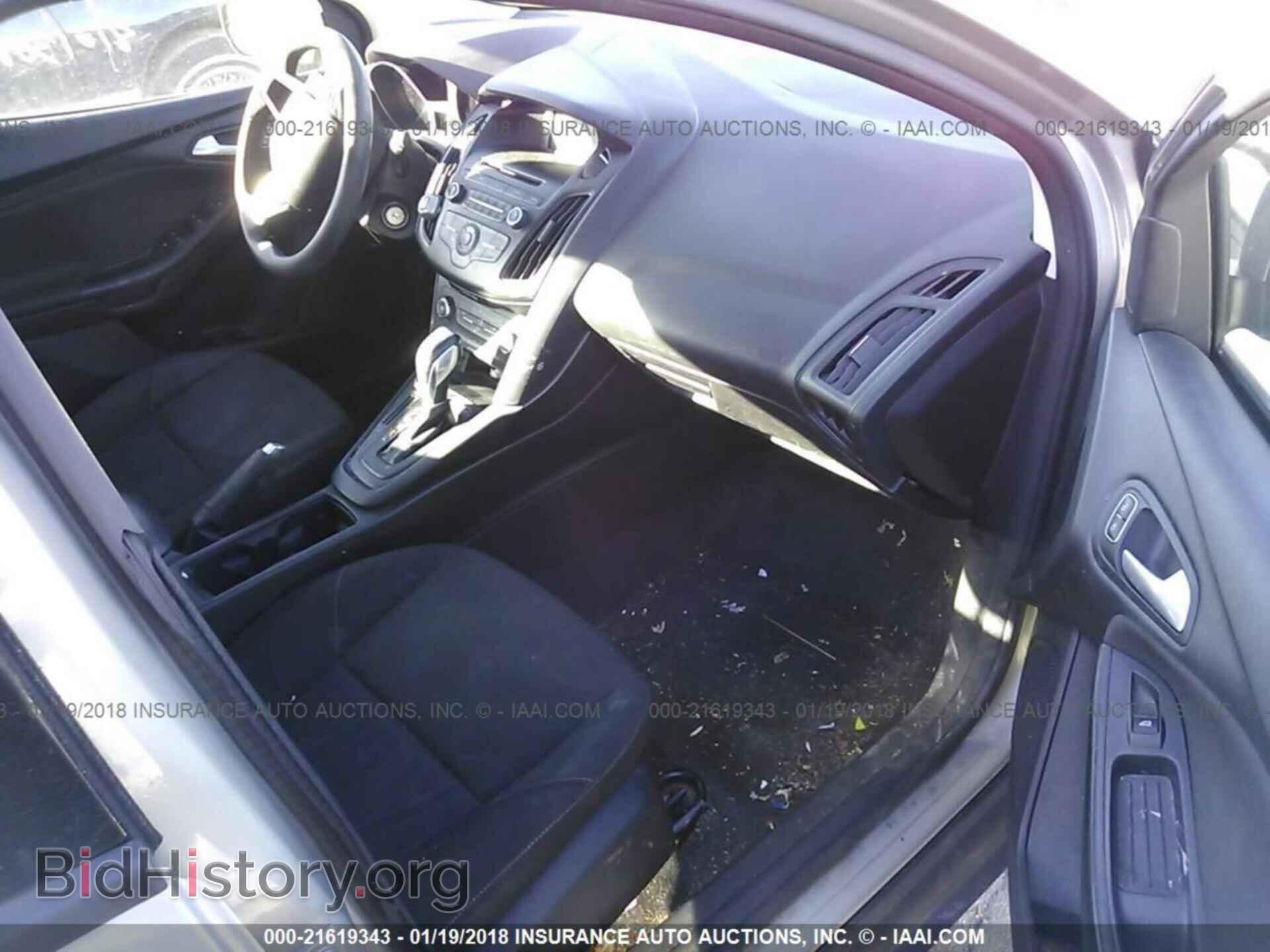 2015 Ford Focus - VIN: 1FADP3F23FL201878 - Photo 5