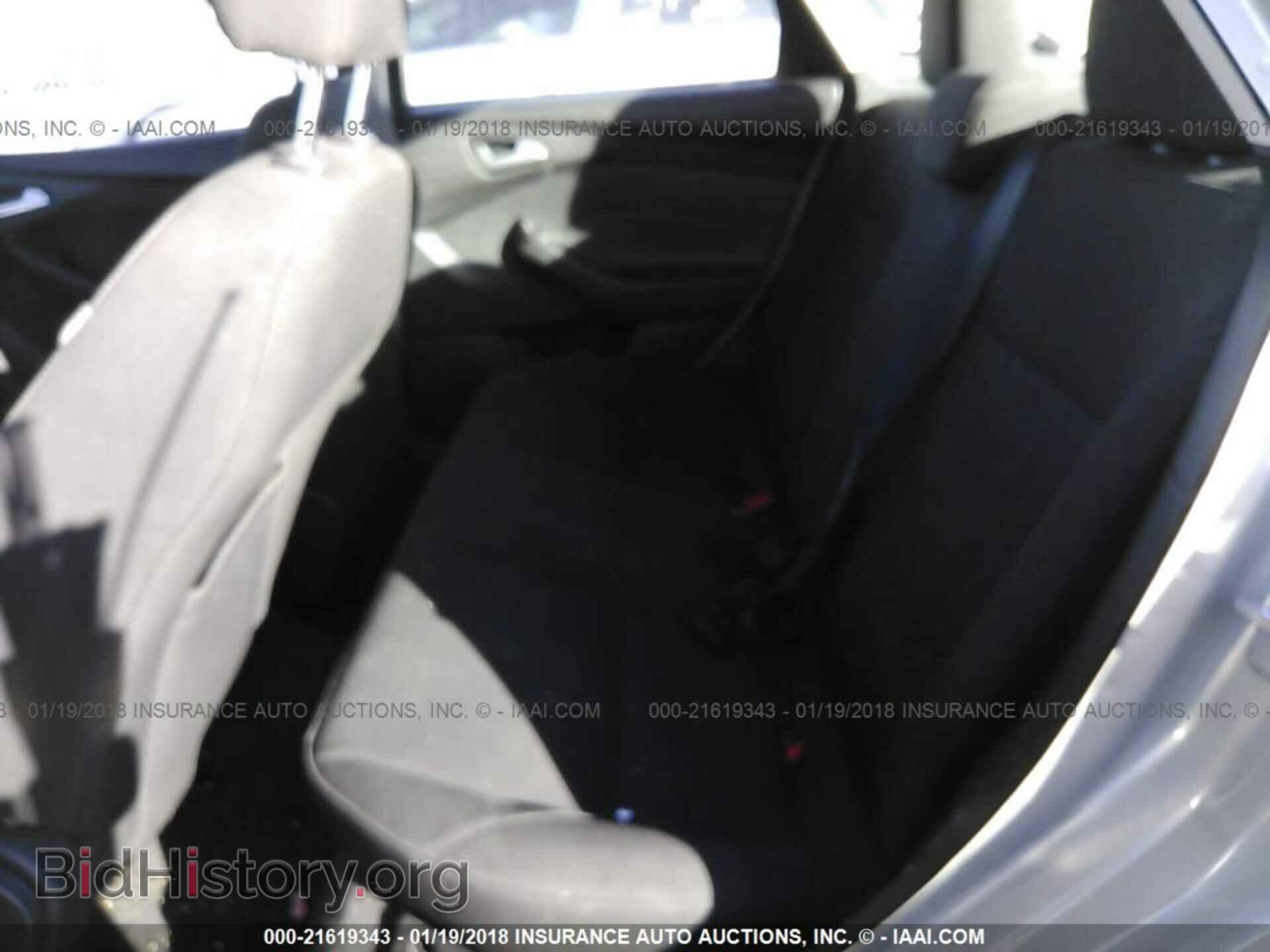 2015 Ford Focus - VIN: 1FADP3F23FL201878 - Photo 8