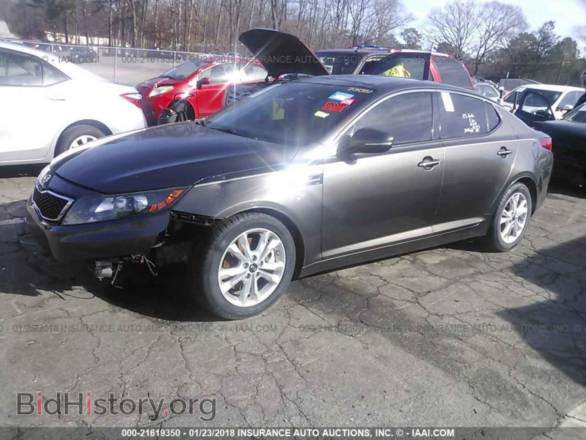 2011 Kia Optima - VIN: KNAGN4A61B5147280 - Photo 2