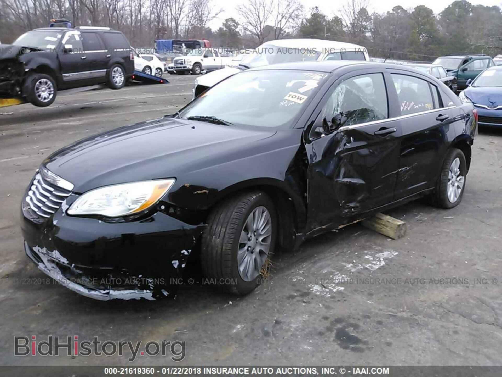 2012 Chrysler 200 - VIN: 1C3CCBAB5CN145398 - Photo 2
