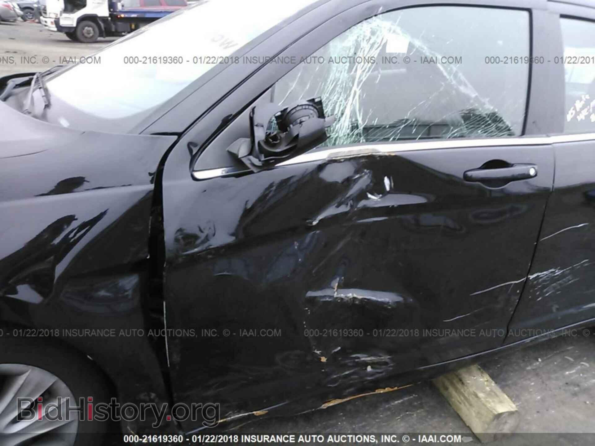 2012 Chrysler 200 - VIN: 1C3CCBAB5CN145398 - Photo 6