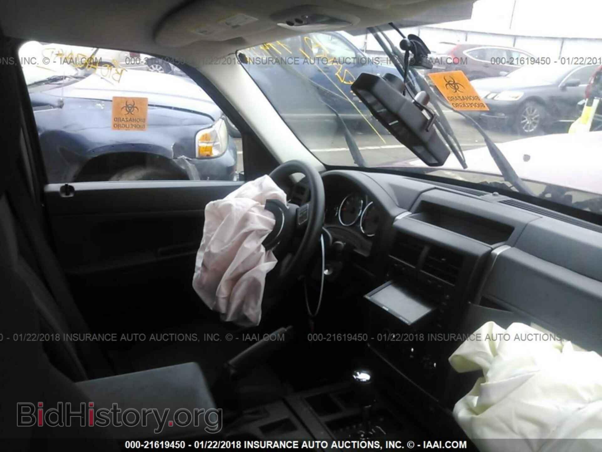 2012 Jeep Liberty - VIN: 1C4PJLAK2CW131817 - Фото 5