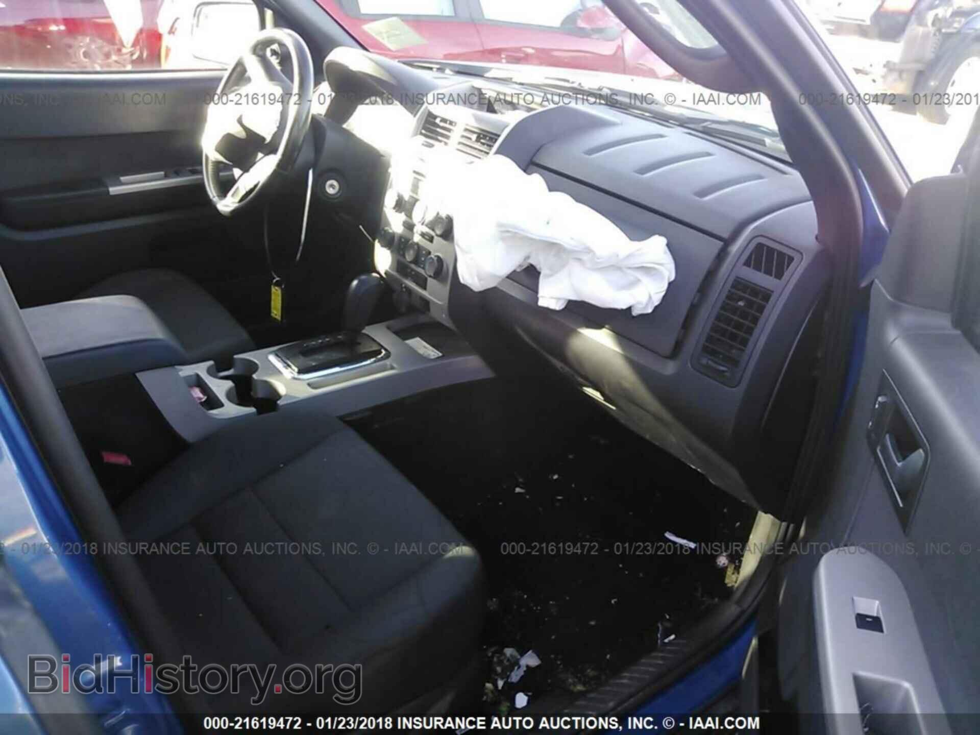 2011 Ford Escape - VIN: 1FMCU0DG9BKB95009 - Фото 5