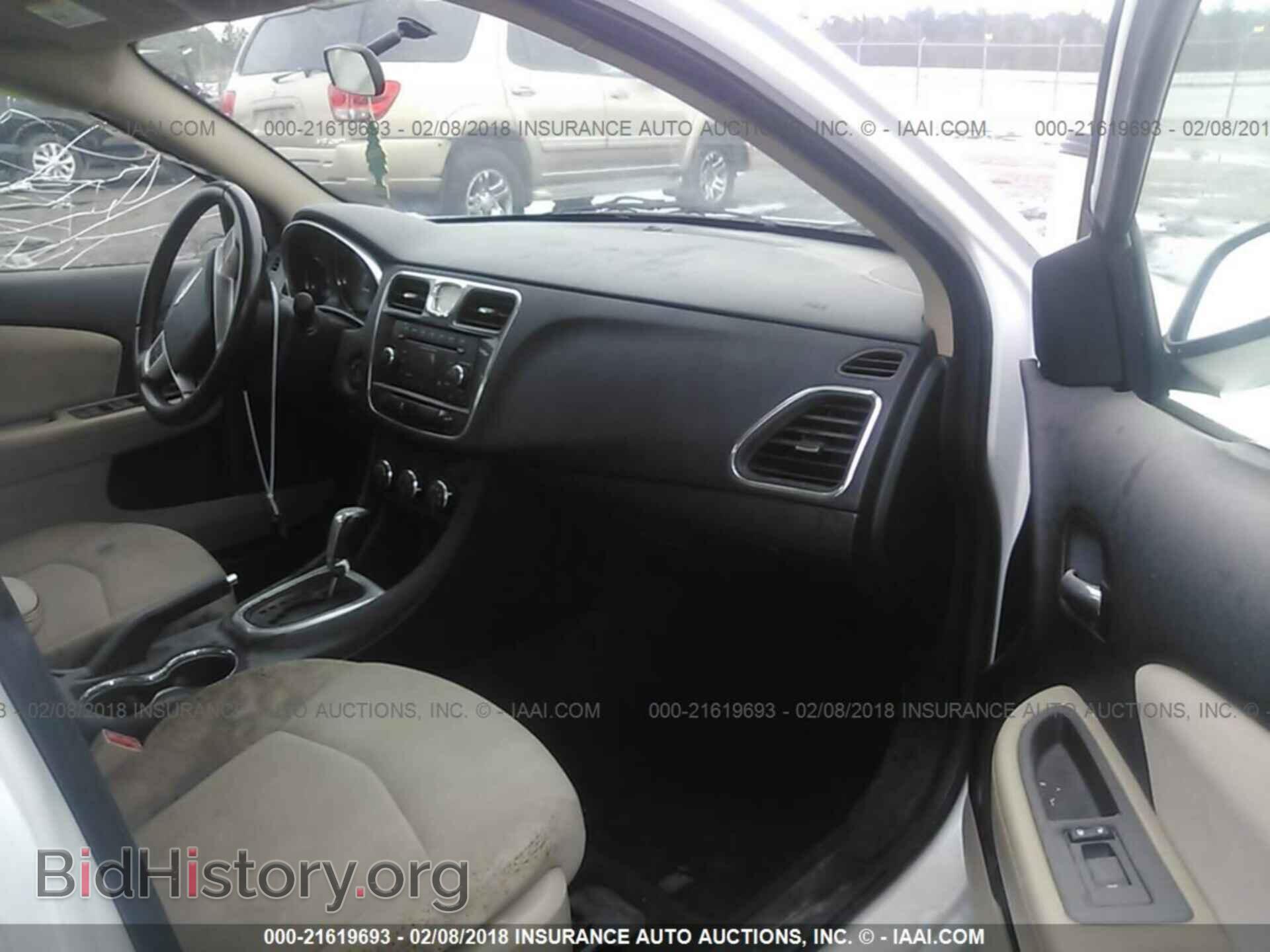2012 Chrysler 200 - VIN: 1C3CCBBB0CN154962 - Фото 5