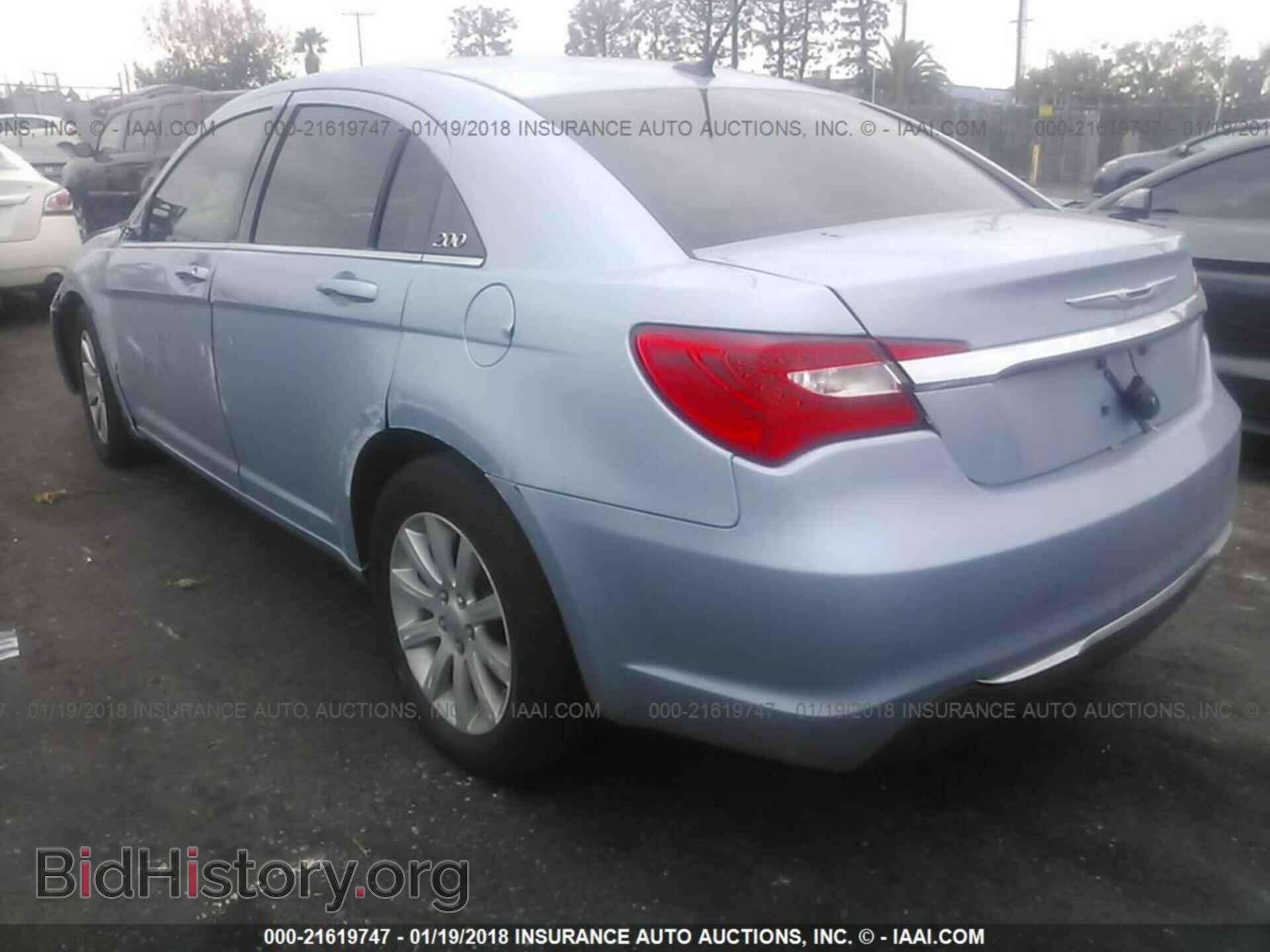 2013 Chrysler 200 - VIN: 1C3CCBBB5DN600105 - Photo 3