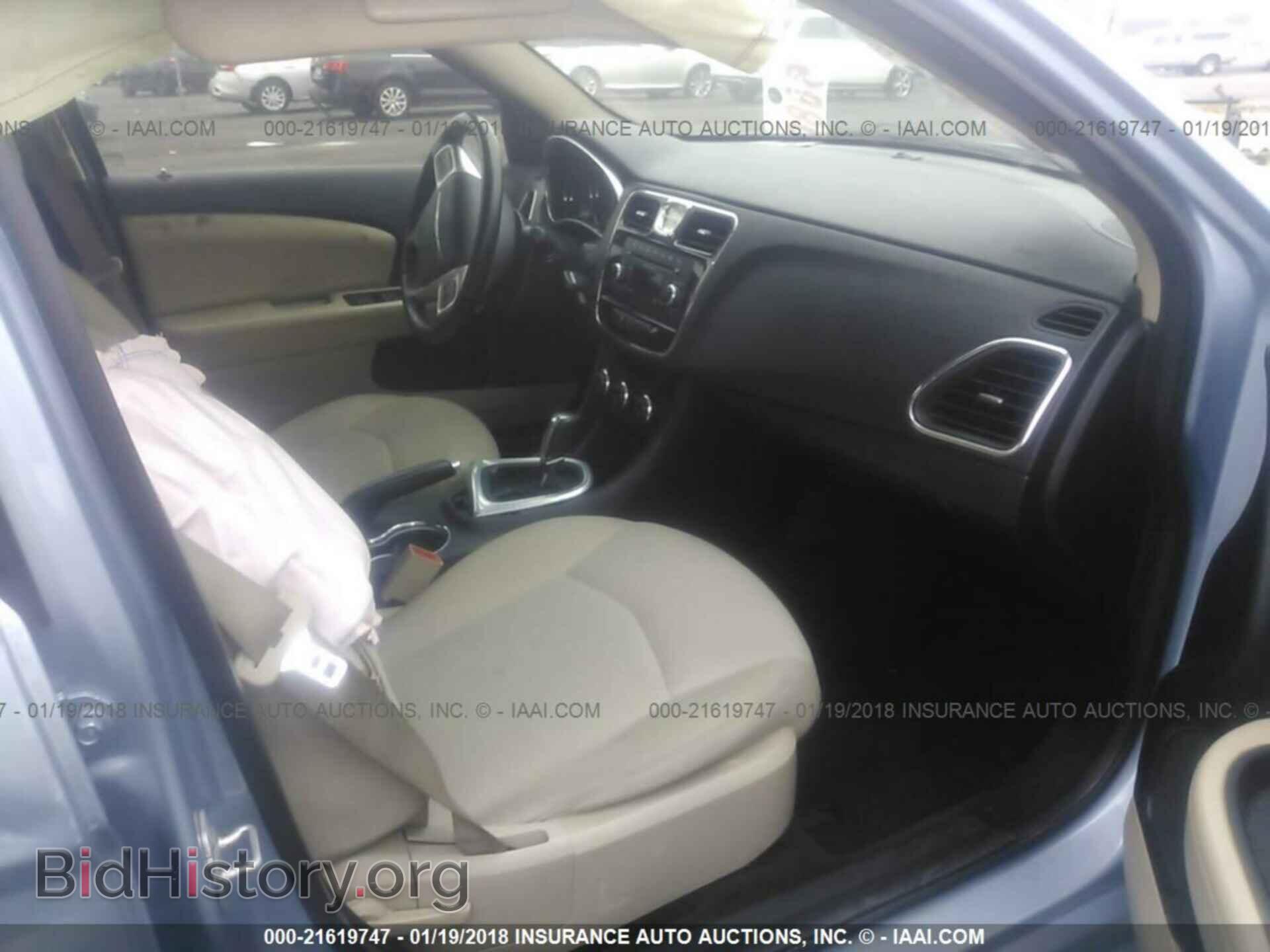 2013 Chrysler 200 - VIN: 1C3CCBBB5DN600105 - Photo 5
