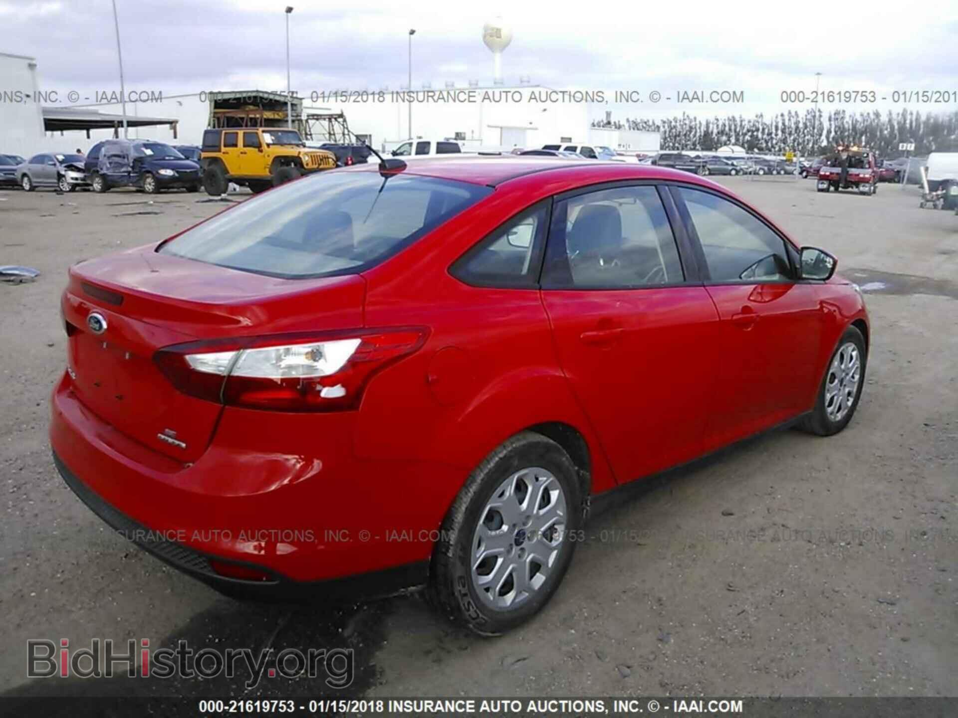 2012 Ford Focus - VIN: 1FAHP3F20CL370883 - Фото 4