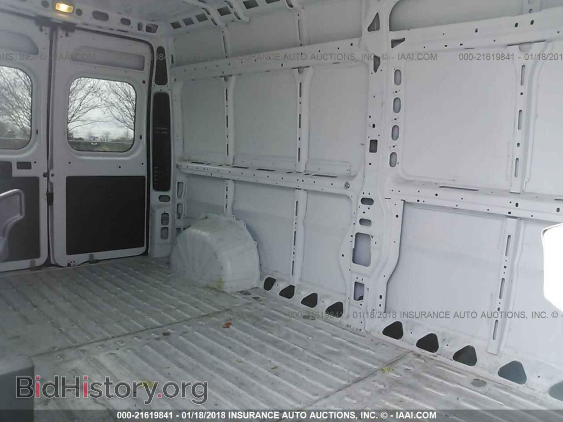 2017 Ram Promaster 2500 - VIN: 3C6TRVDG5HE547105 - Фото 8