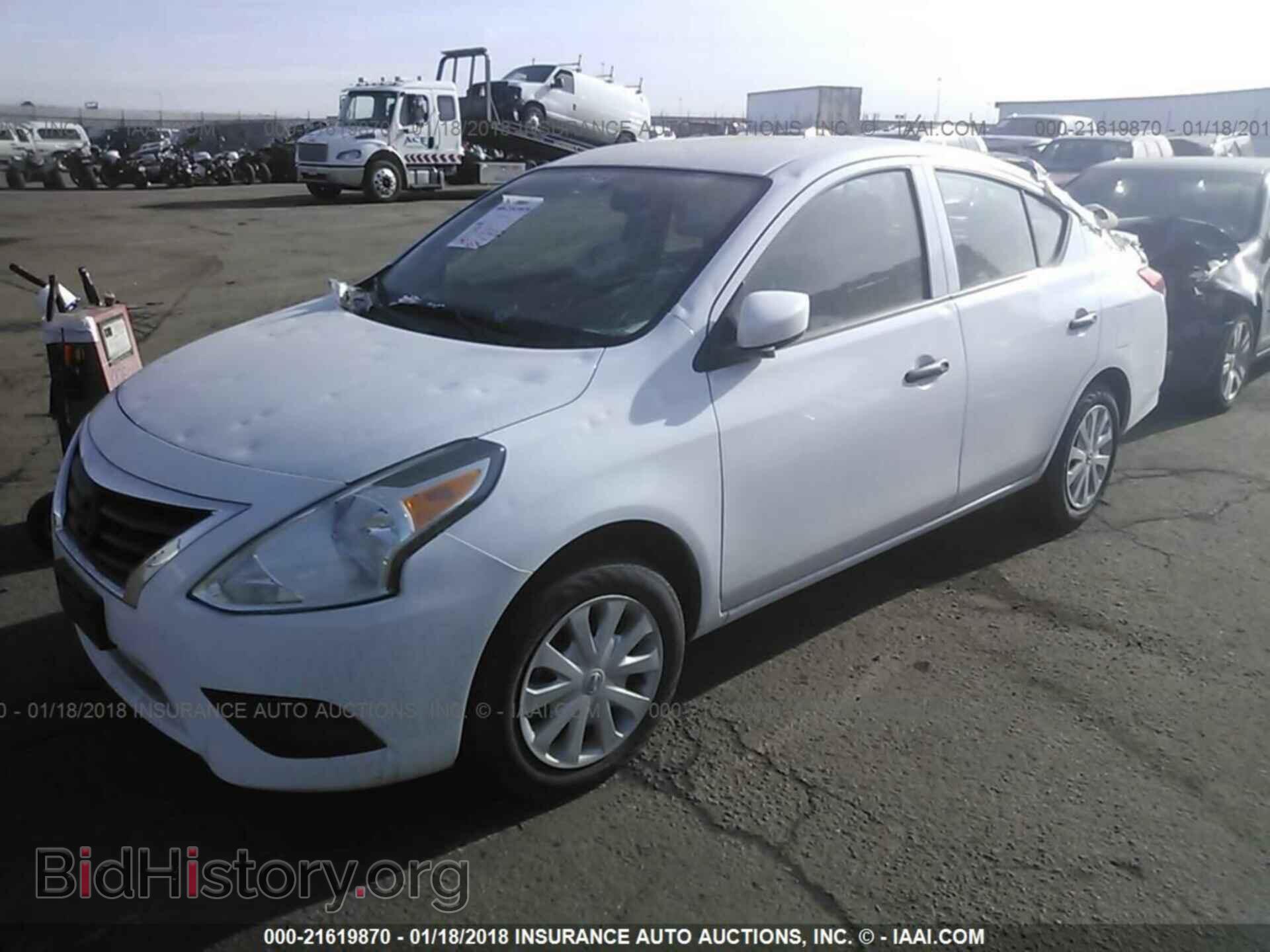 2016 Nissan Versa - VIN: 3N1CN7AP1GL846463 - Фото 2