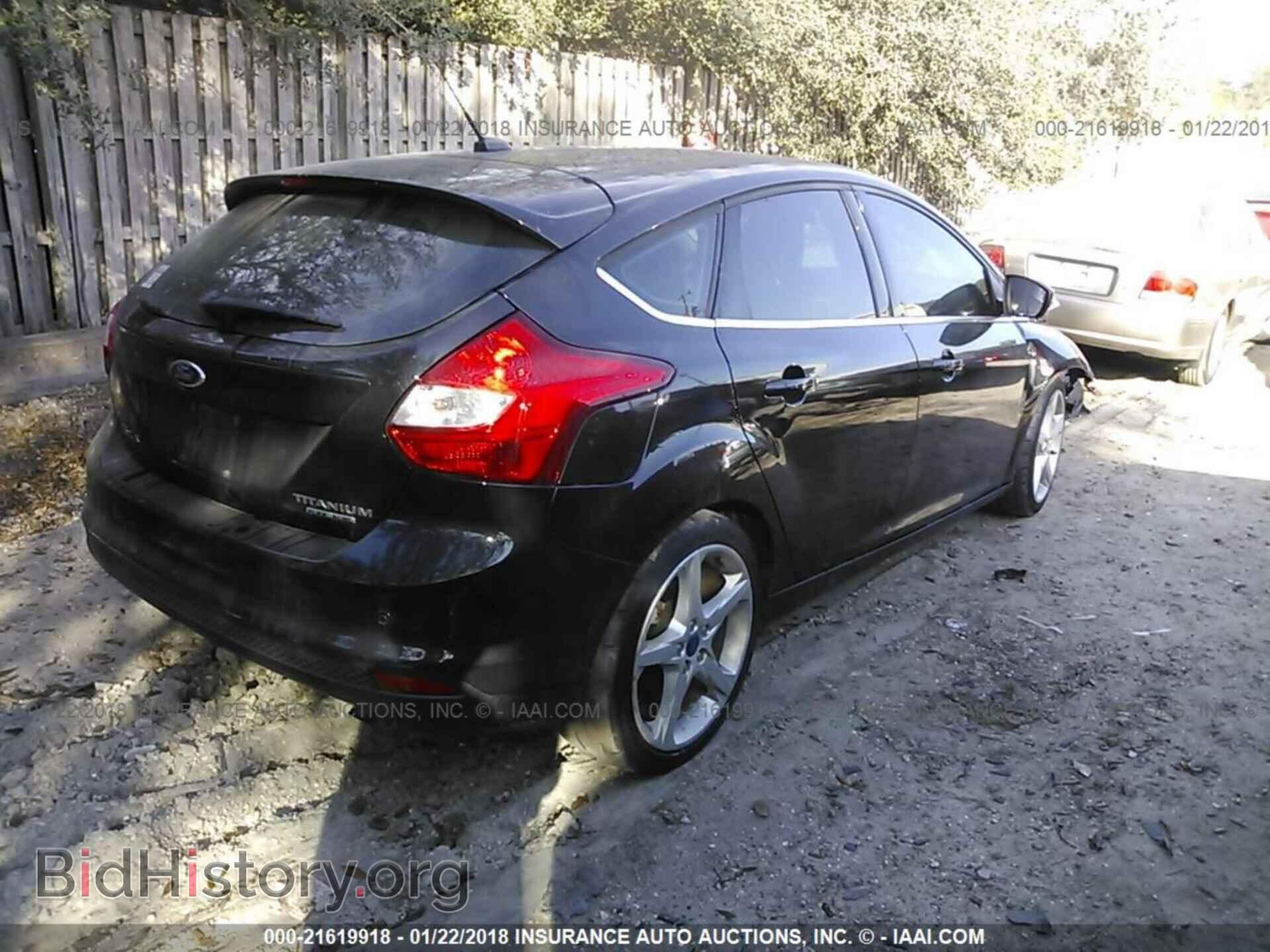 2012 Ford Focus - VIN: 1FAHP3N26CL381162 - Photo 4
