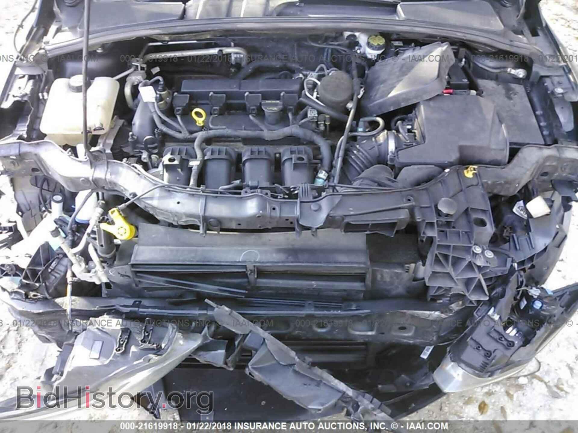2012 Ford Focus - VIN: 1FAHP3N26CL381162 - Photo 10