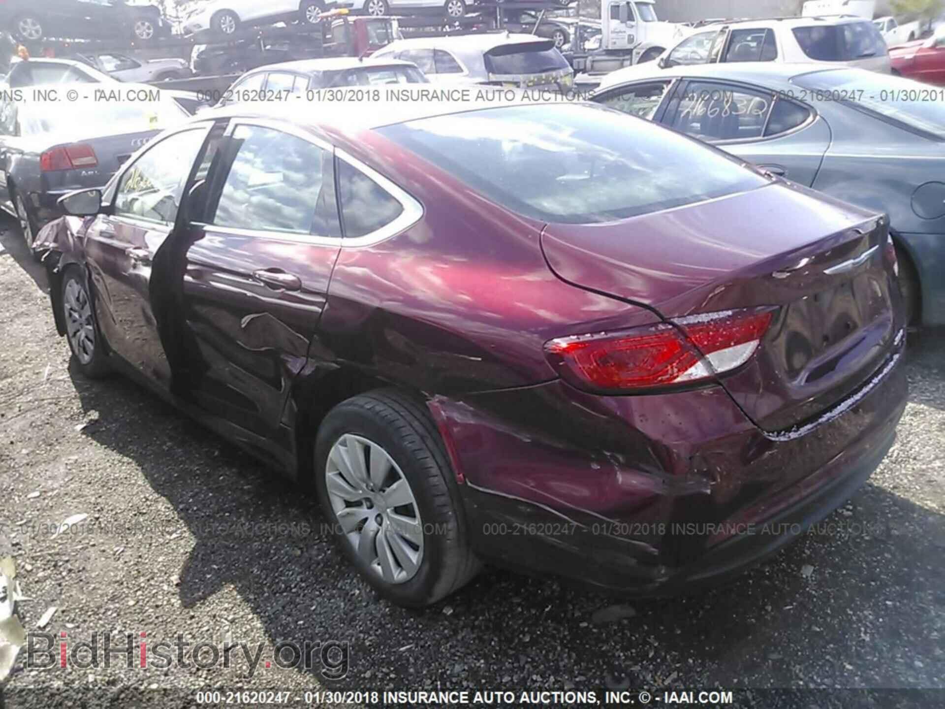 2016 Chrysler 200 - VIN: 1C3CCCFB8GN108205 - Photo 3