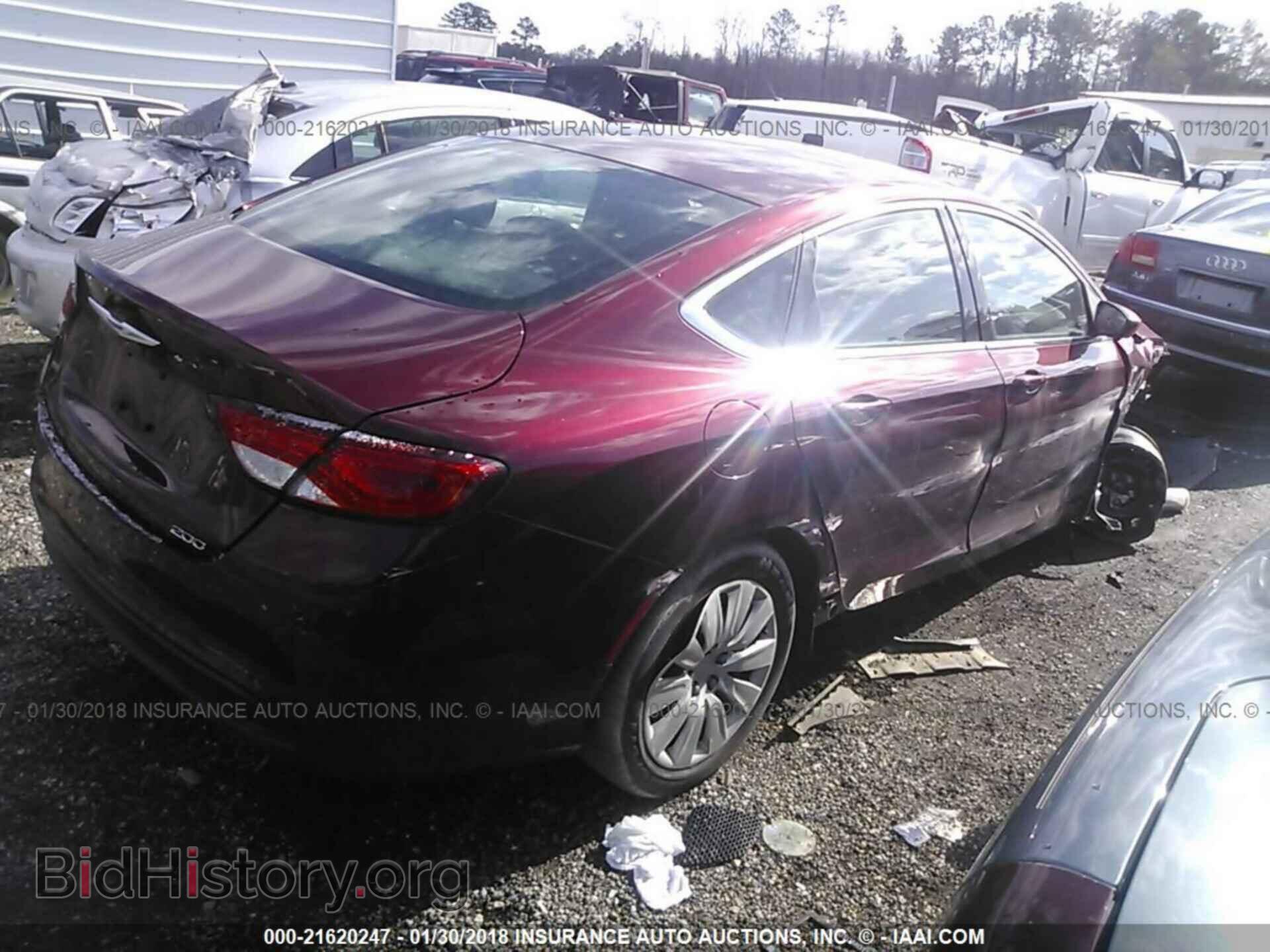 2016 Chrysler 200 - VIN: 1C3CCCFB8GN108205 - Photo 4