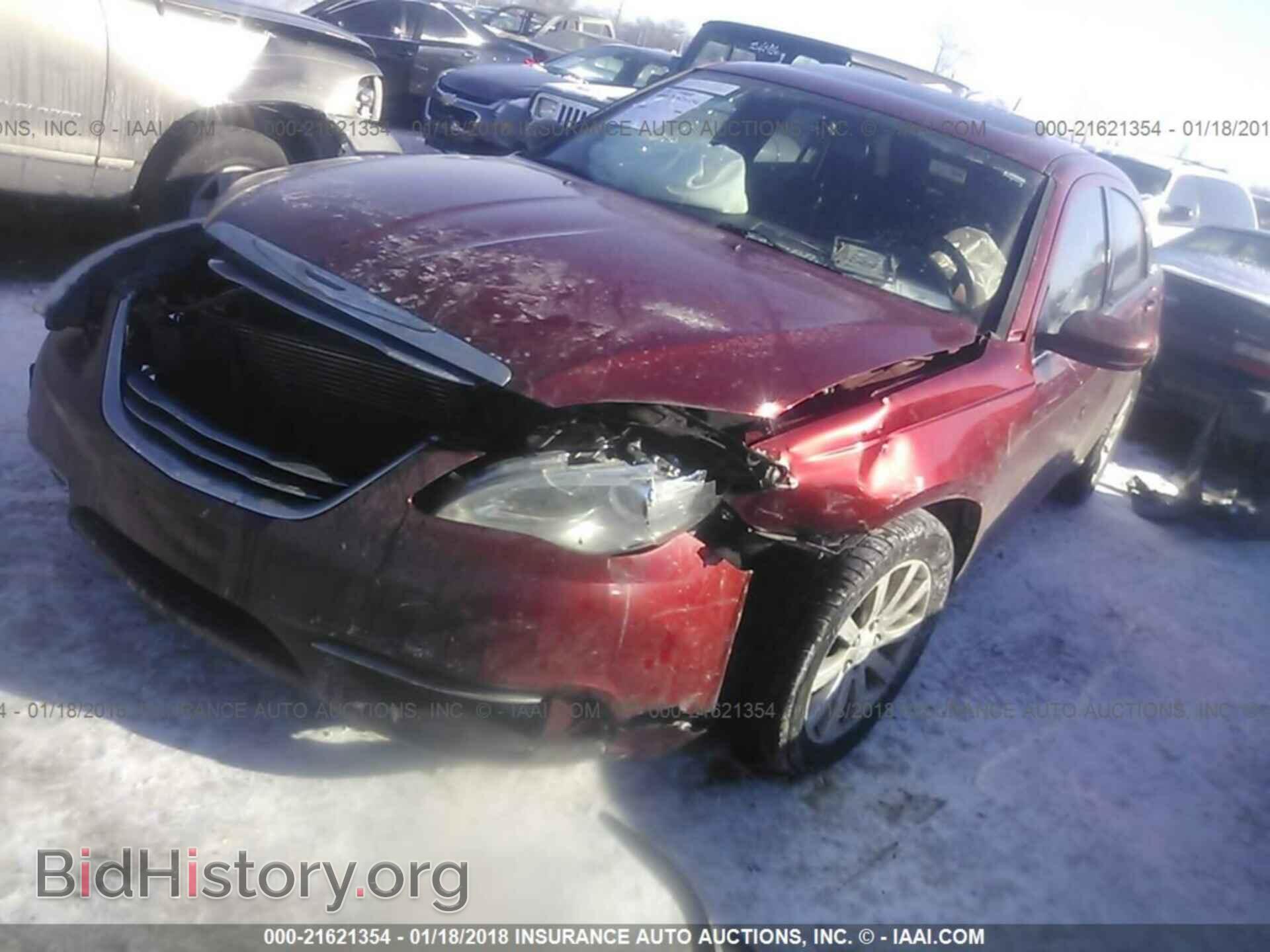 2012 Chrysler 200 - VIN: 1C3CCBBBXCN278575 - Photo 2