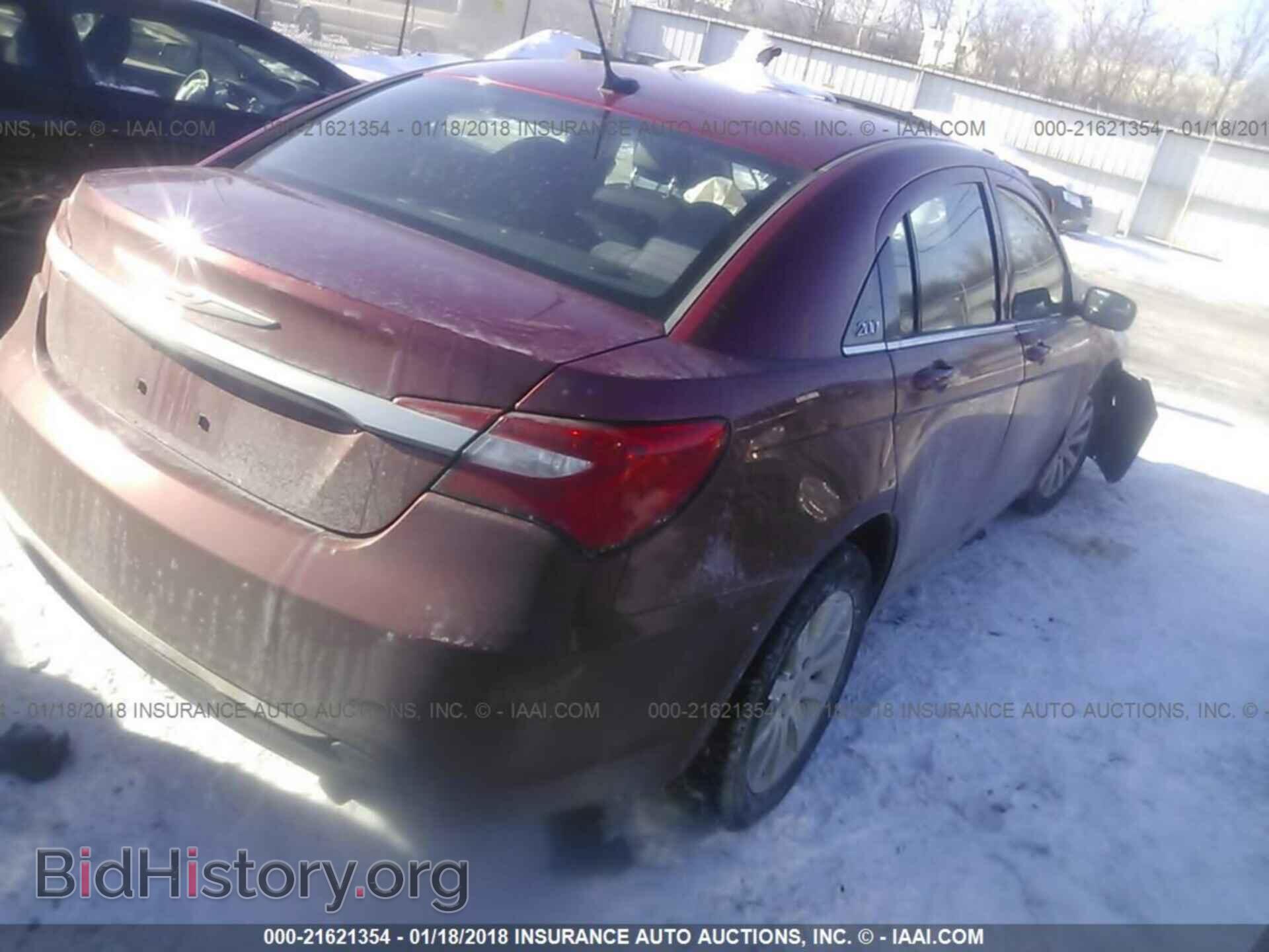 2012 Chrysler 200 - VIN: 1C3CCBBBXCN278575 - Photo 4
