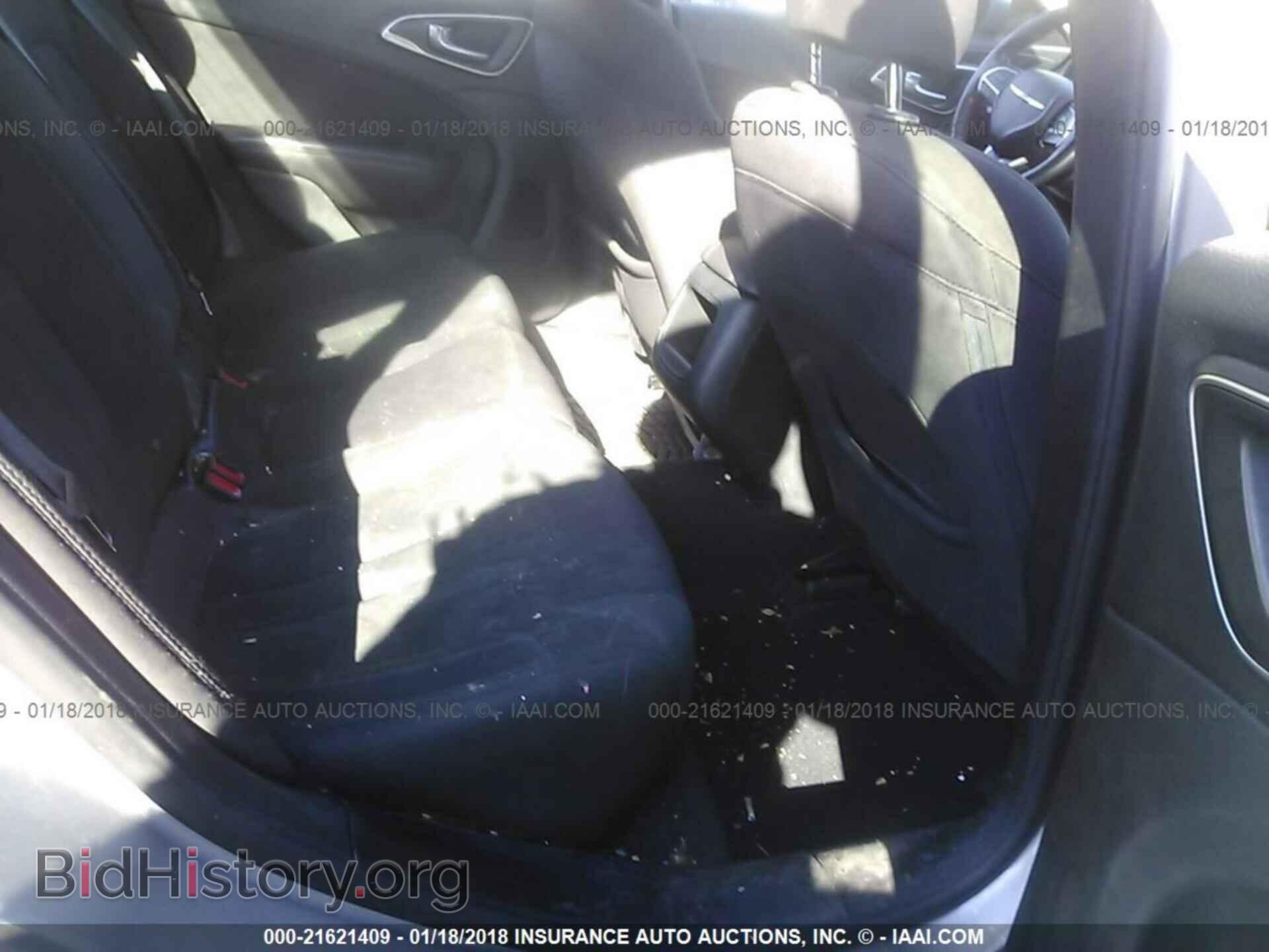 2015 Chrysler 200 - VIN: 1C3CCCAB5FN711571 - Photo 8