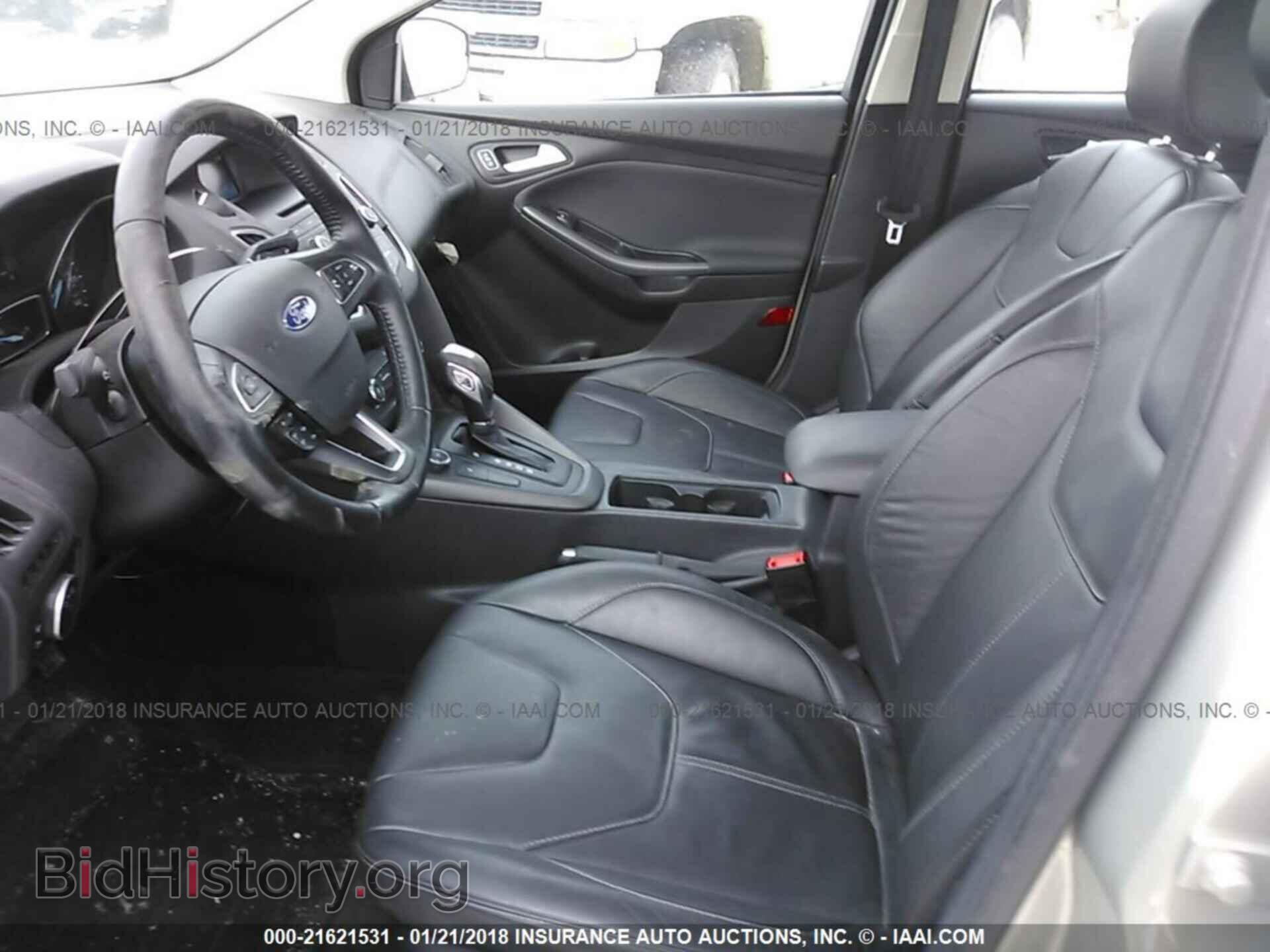 2016 Ford Focus - VIN: 1FADP3F27GL395493 - Фото 5