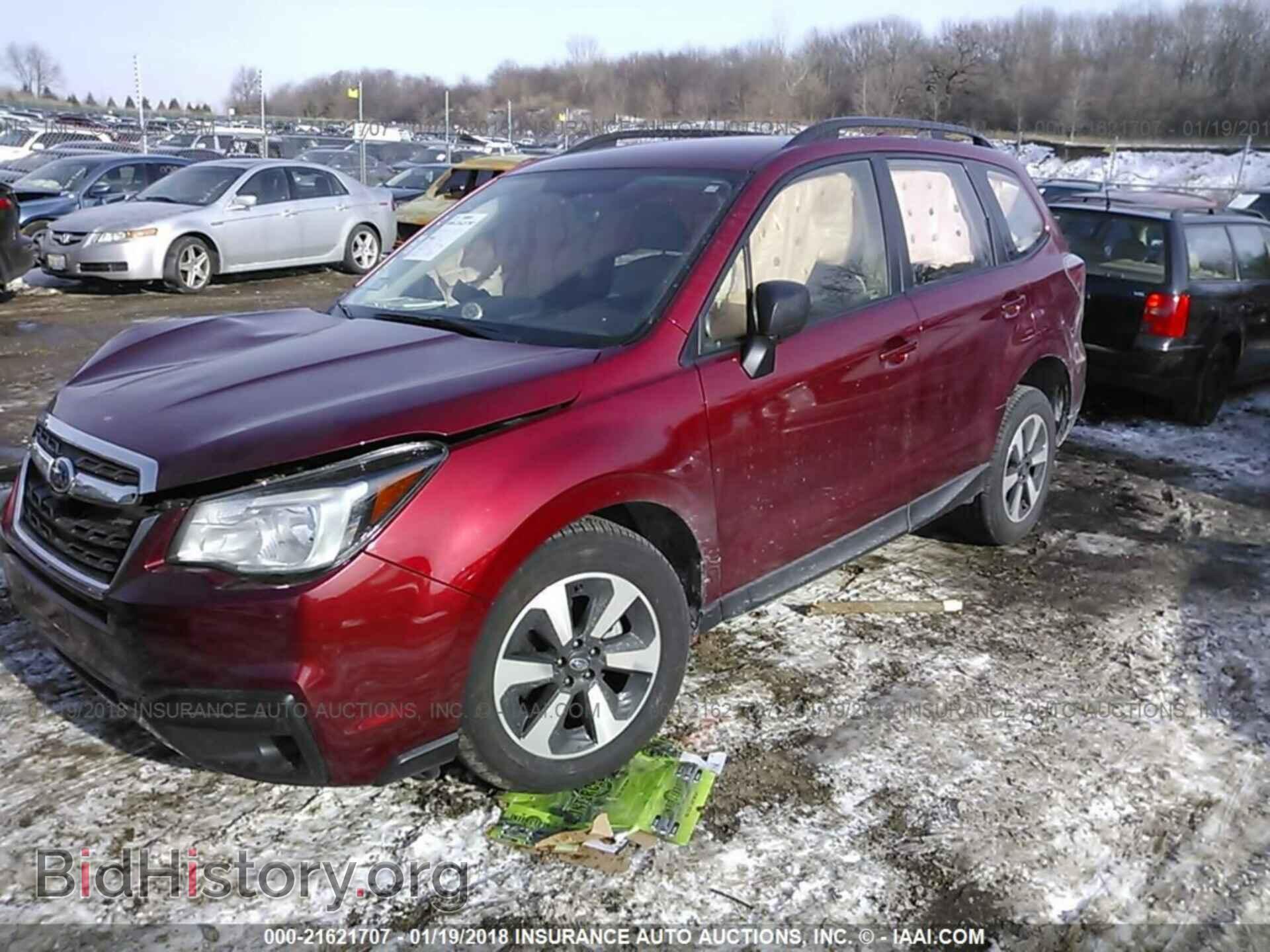 2017 Subaru Forester - VIN: JF2SJABC8HH449010 - Фото 2