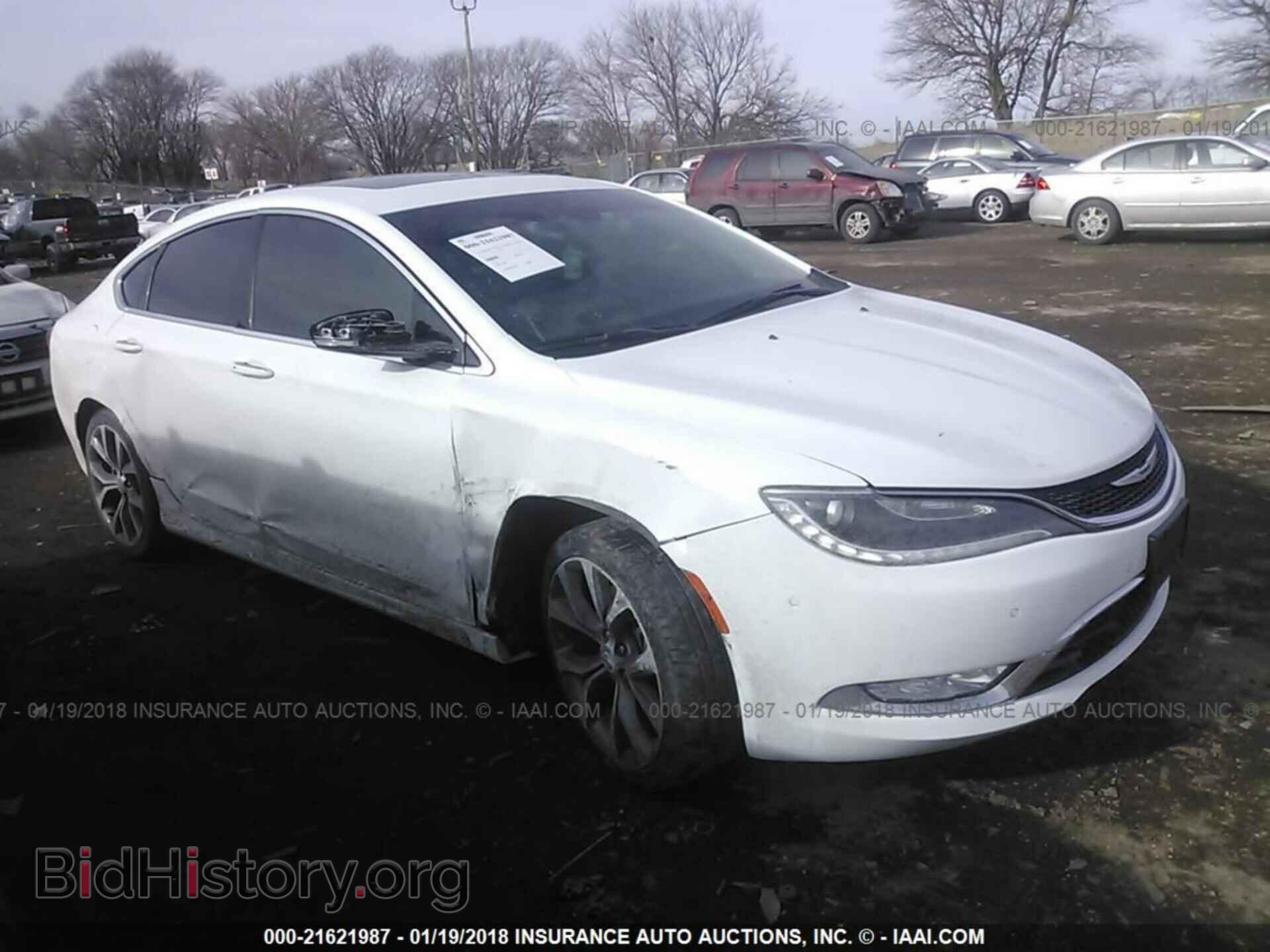 Photo 1C3CCCCB3FN554877 - Chrysler 200 2015