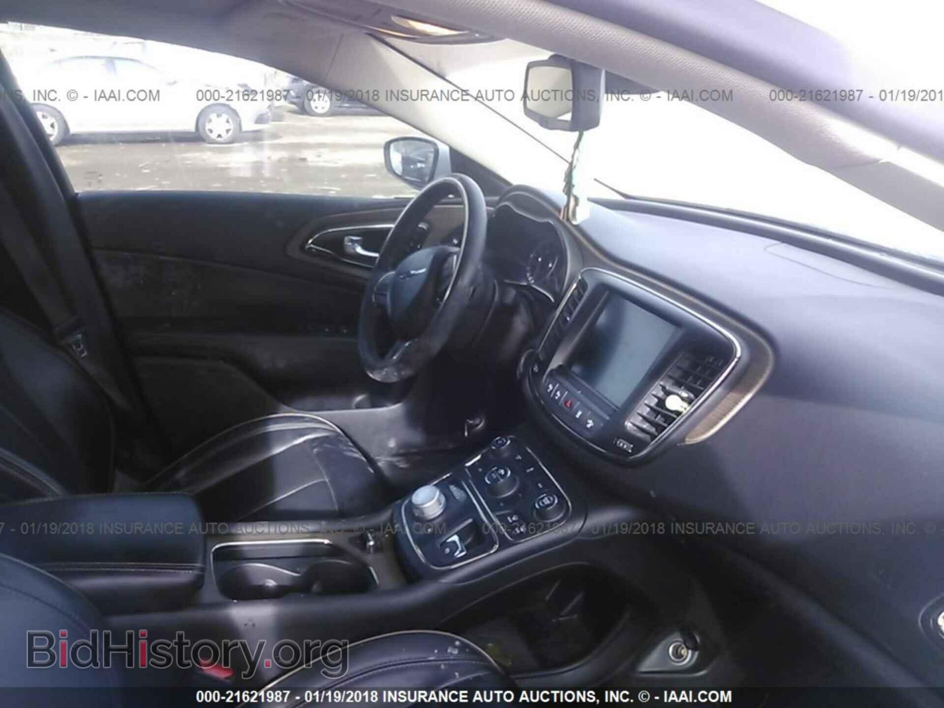 2015 Chrysler 200 - VIN: 1C3CCCCB3FN554877 - Photo 5