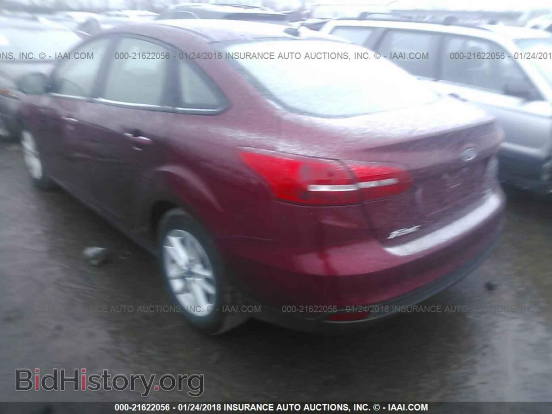 2016 Ford Focus - VIN: 1FADP3F24GL314482 - Photo 3