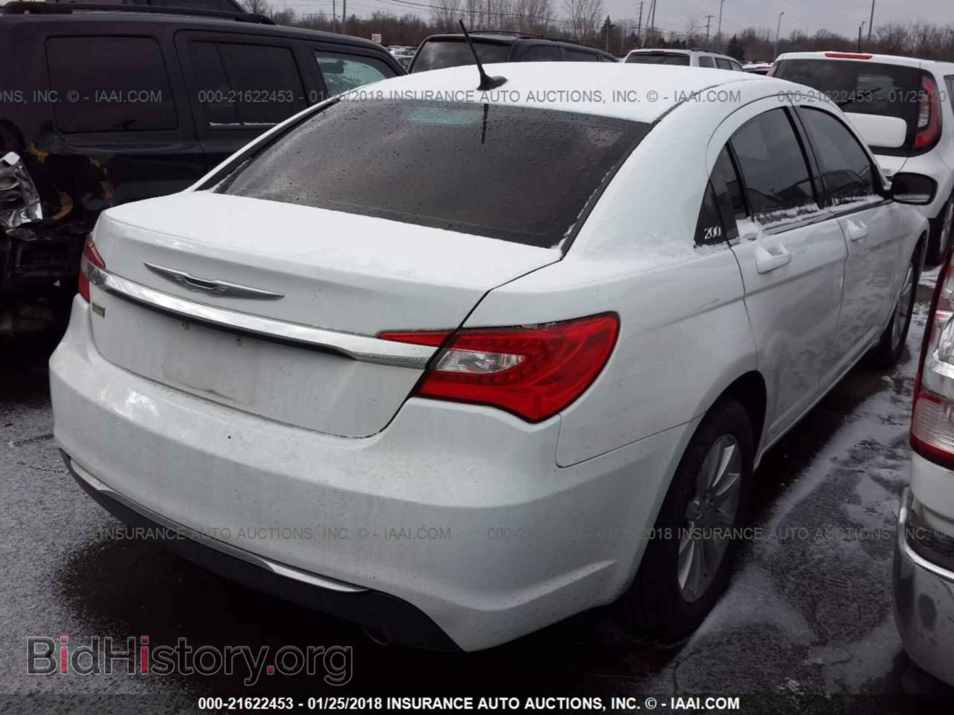 2012 Chrysler 200 - VIN: 1C3CCBBG1CN241927 - Фото 4