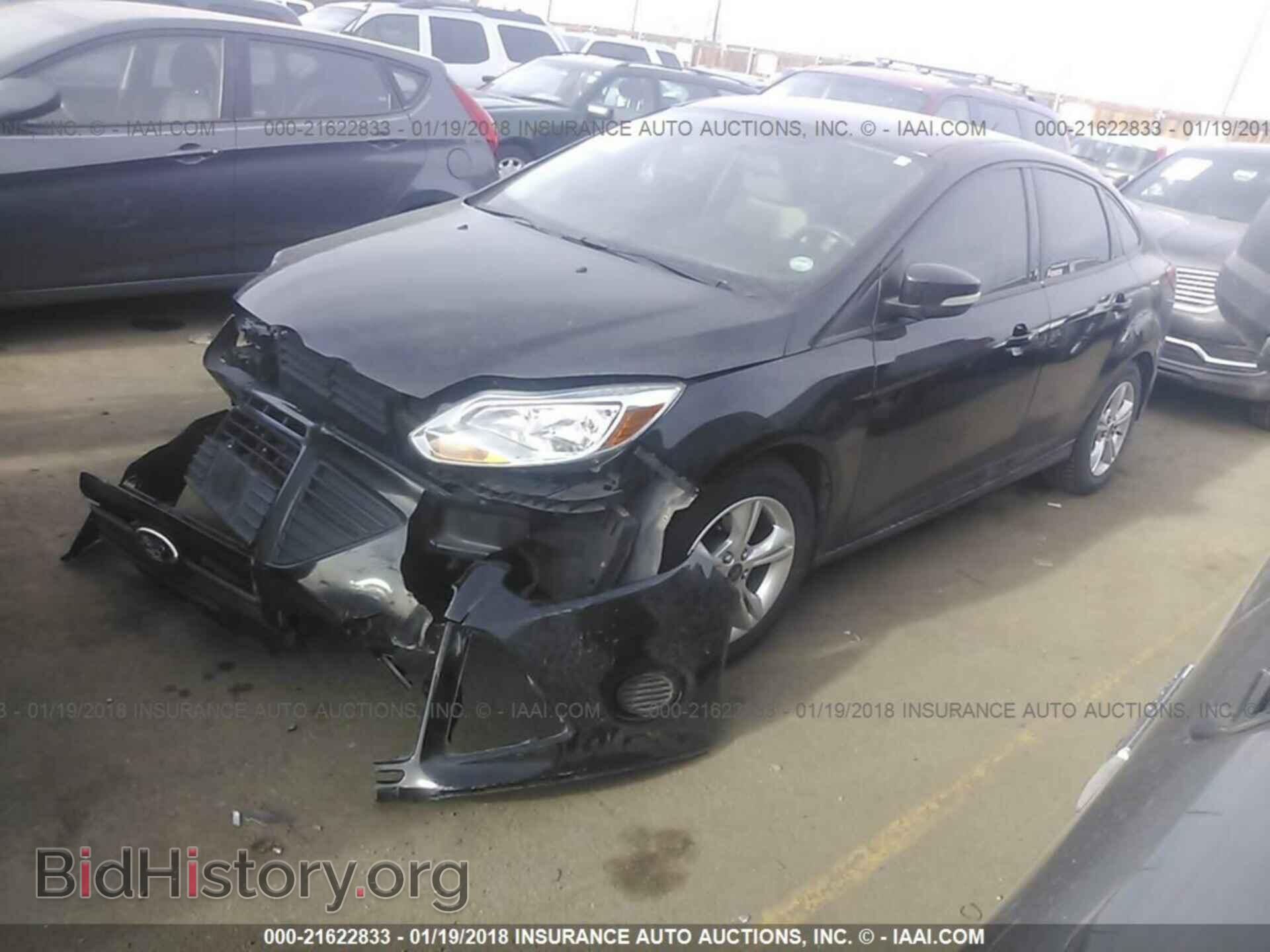 2013 Ford Focus - VIN: 1FADP3F23DL376516 - Фото 2