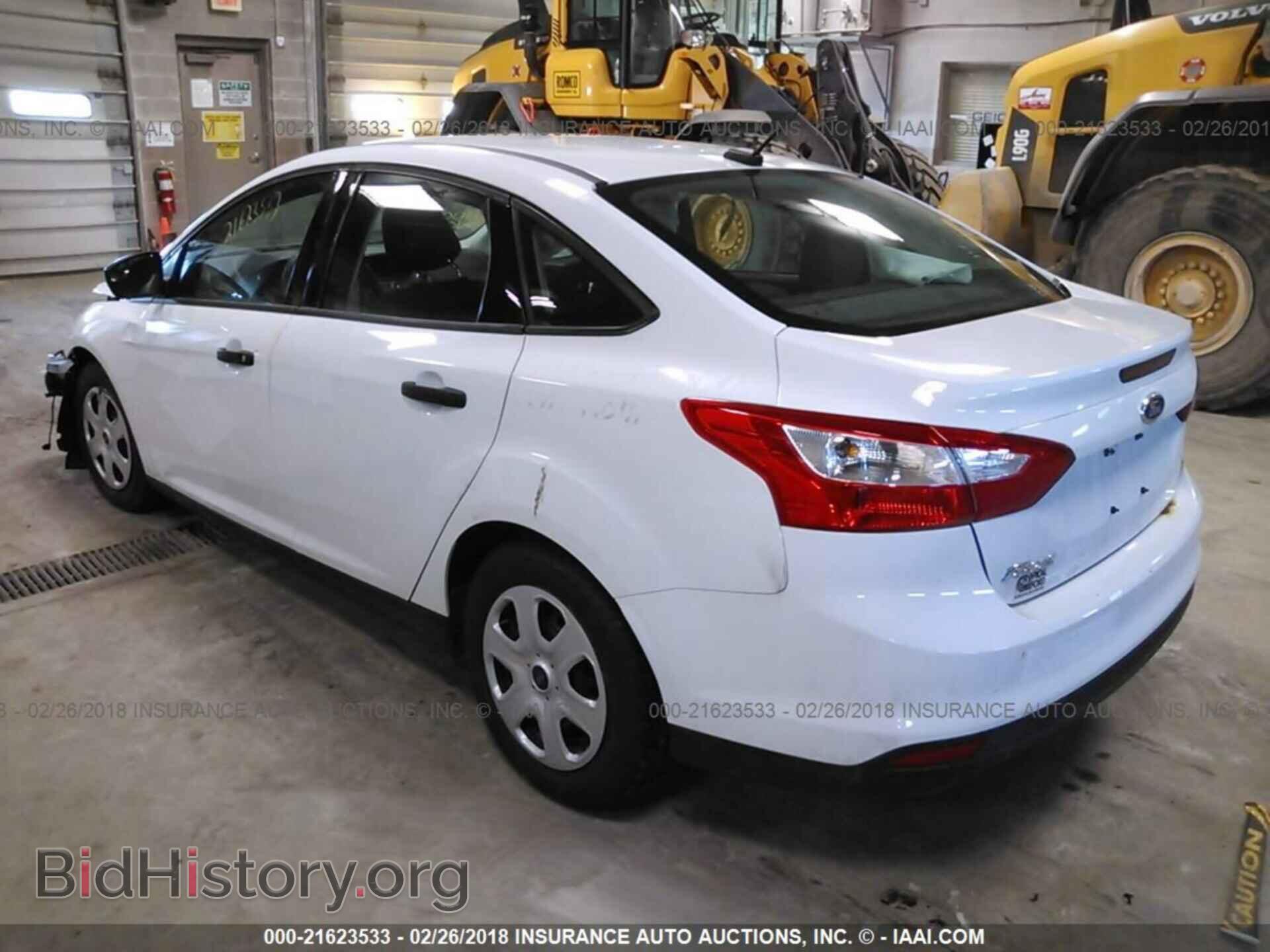 2014 Ford Focus - VIN: 1FADP3E21EL306774 - Фото 3