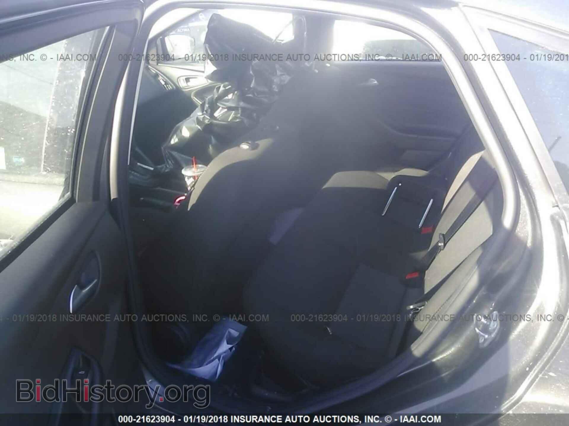 2017 Ford Focus - VIN: 1FADP3F24HL294882 - Фото 8