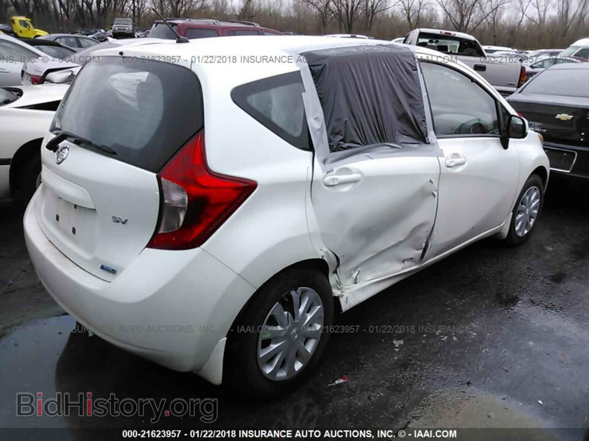 2014 Nissan Versa note - VIN: 3N1CE2CP2EL407799 - Photo 4
